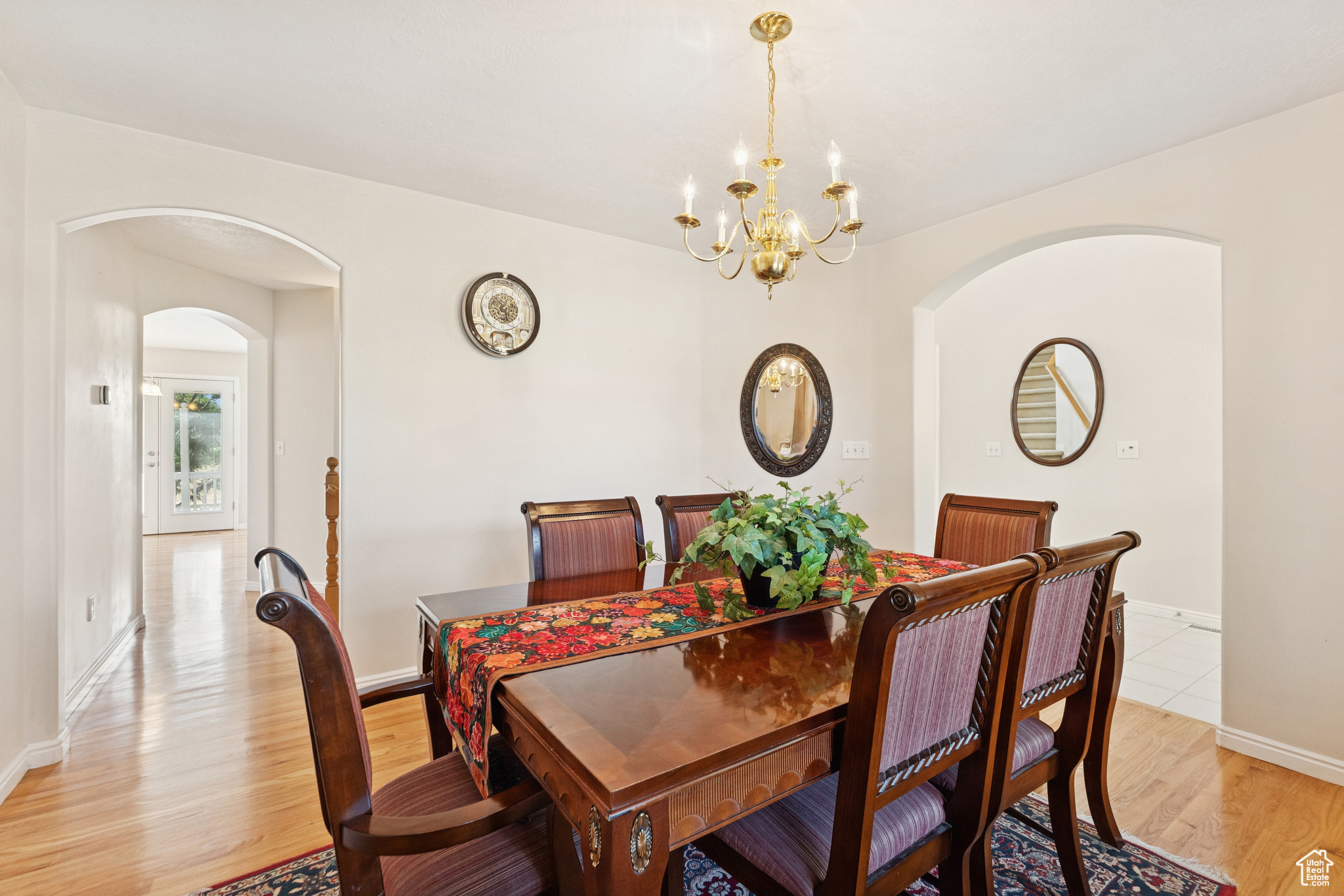 889 W ROCKHILL CV CV