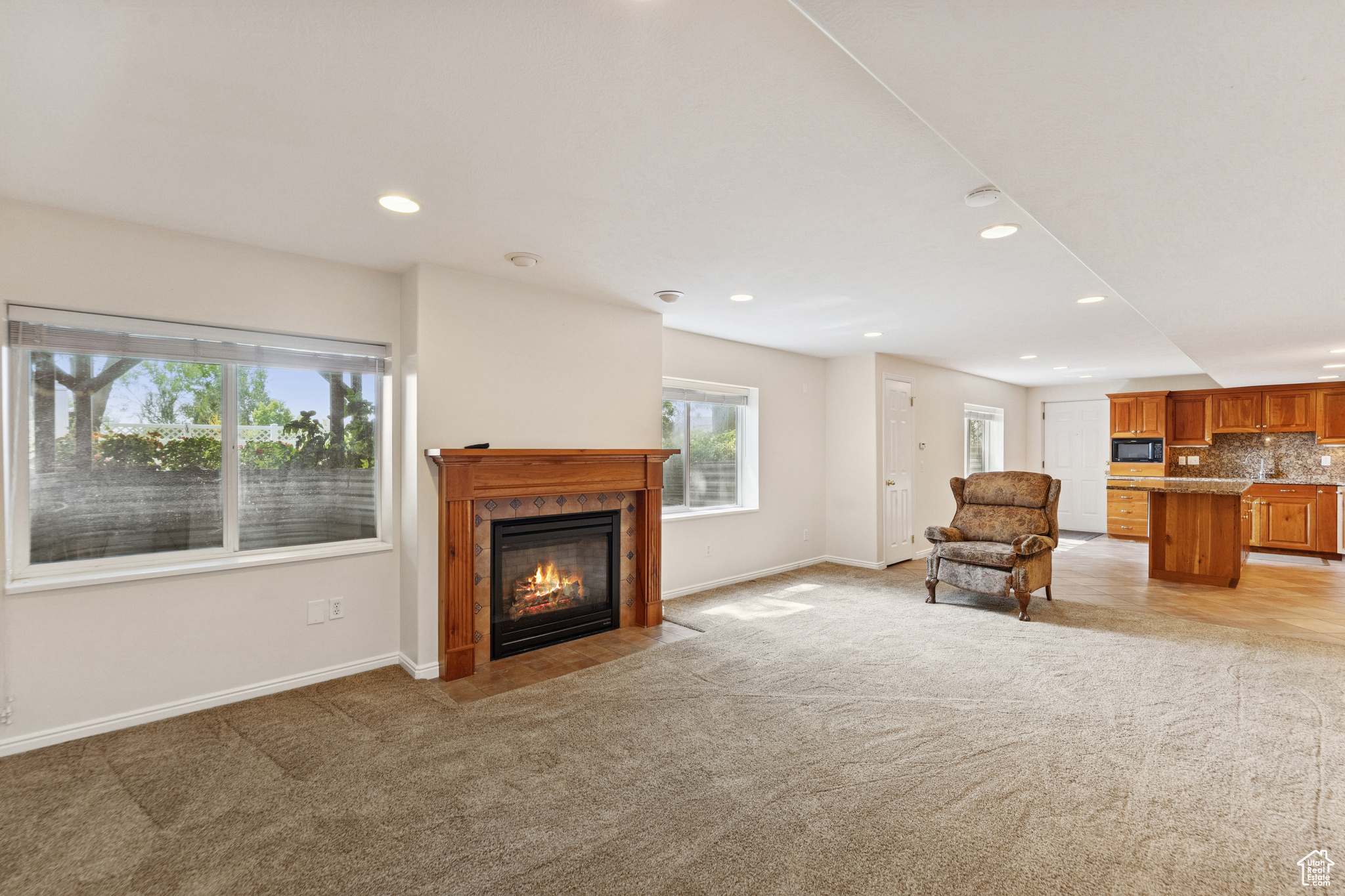 889 W ROCKHILL CV CV