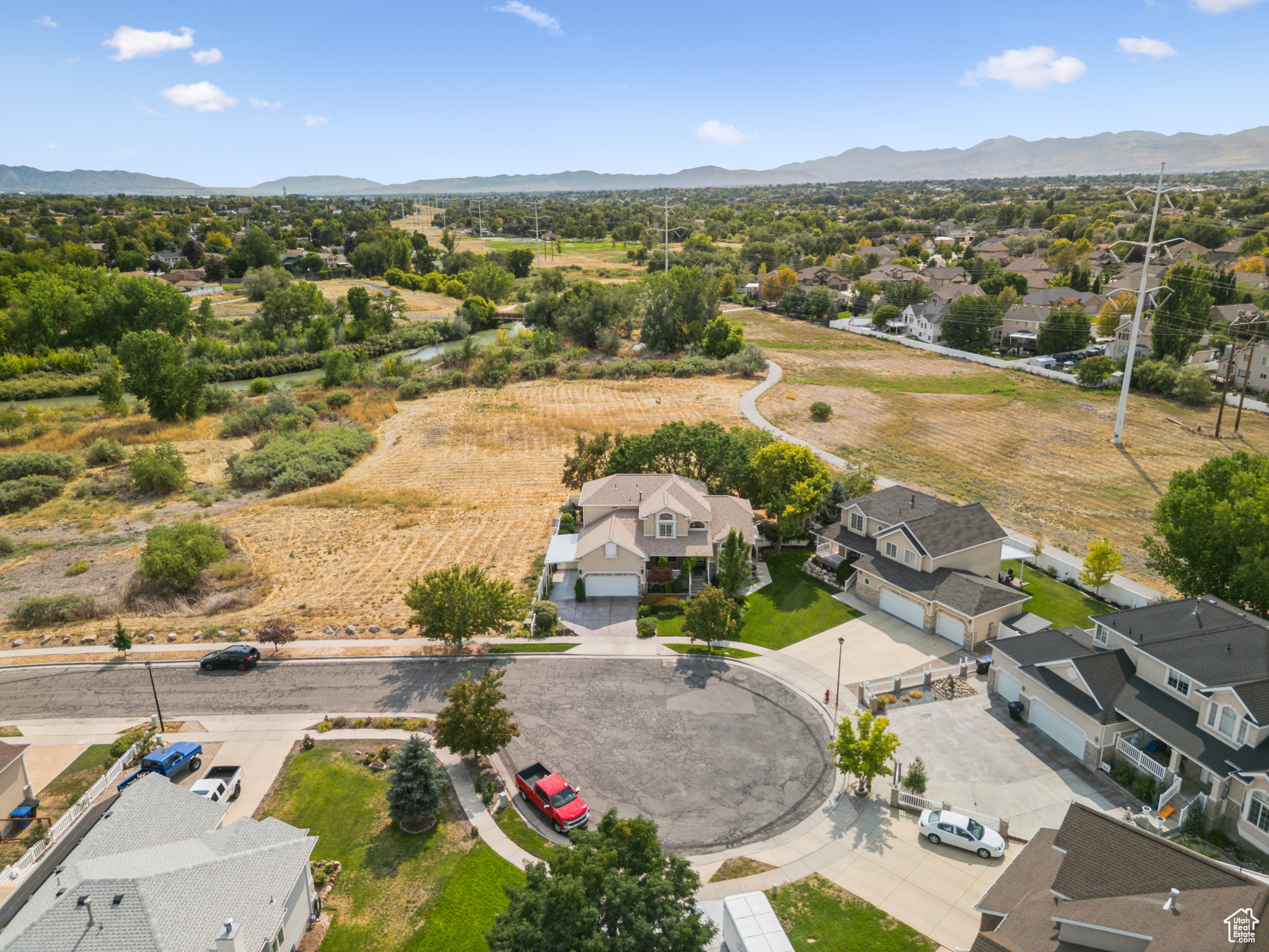 889 W ROCKHILL CV CV