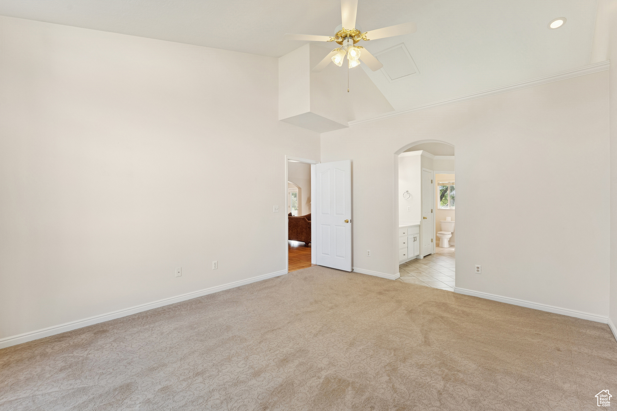 889 W ROCKHILL CV CV