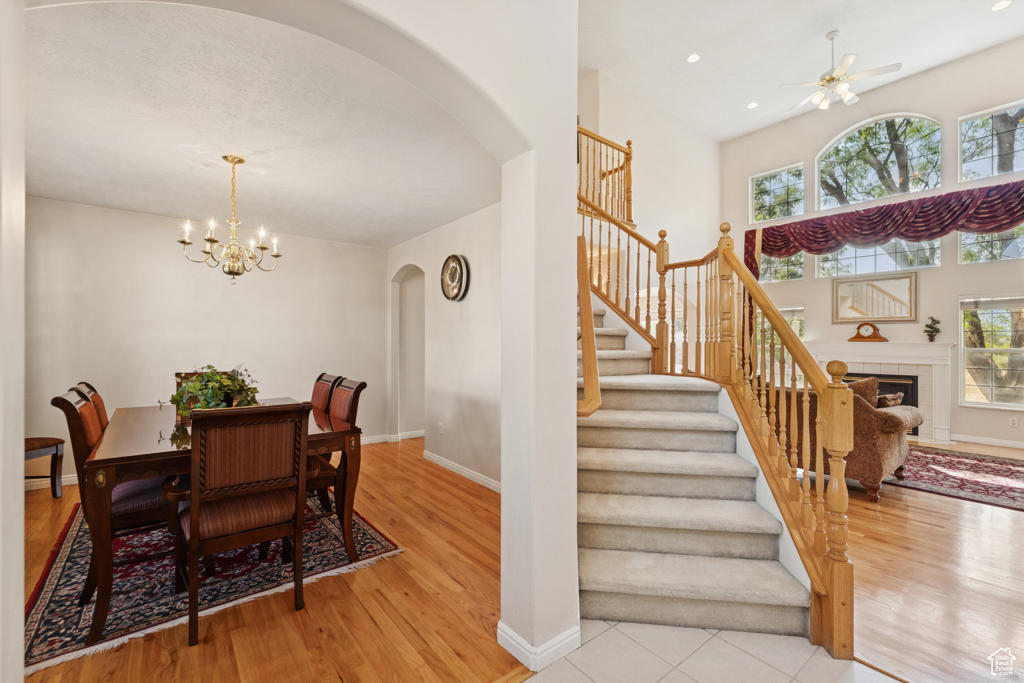 889 W ROCKHILL CV CV