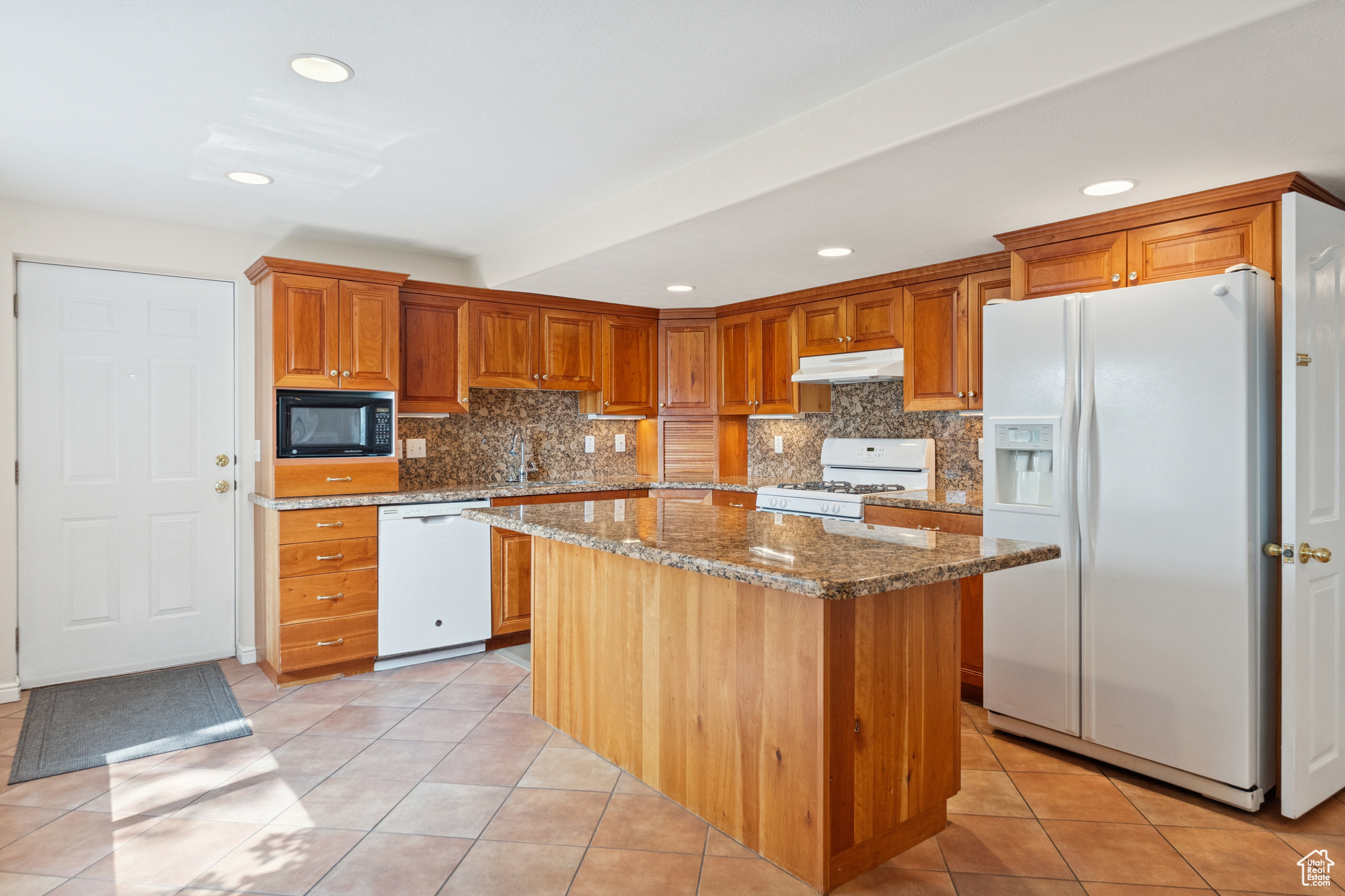 889 W ROCKHILL CV CV