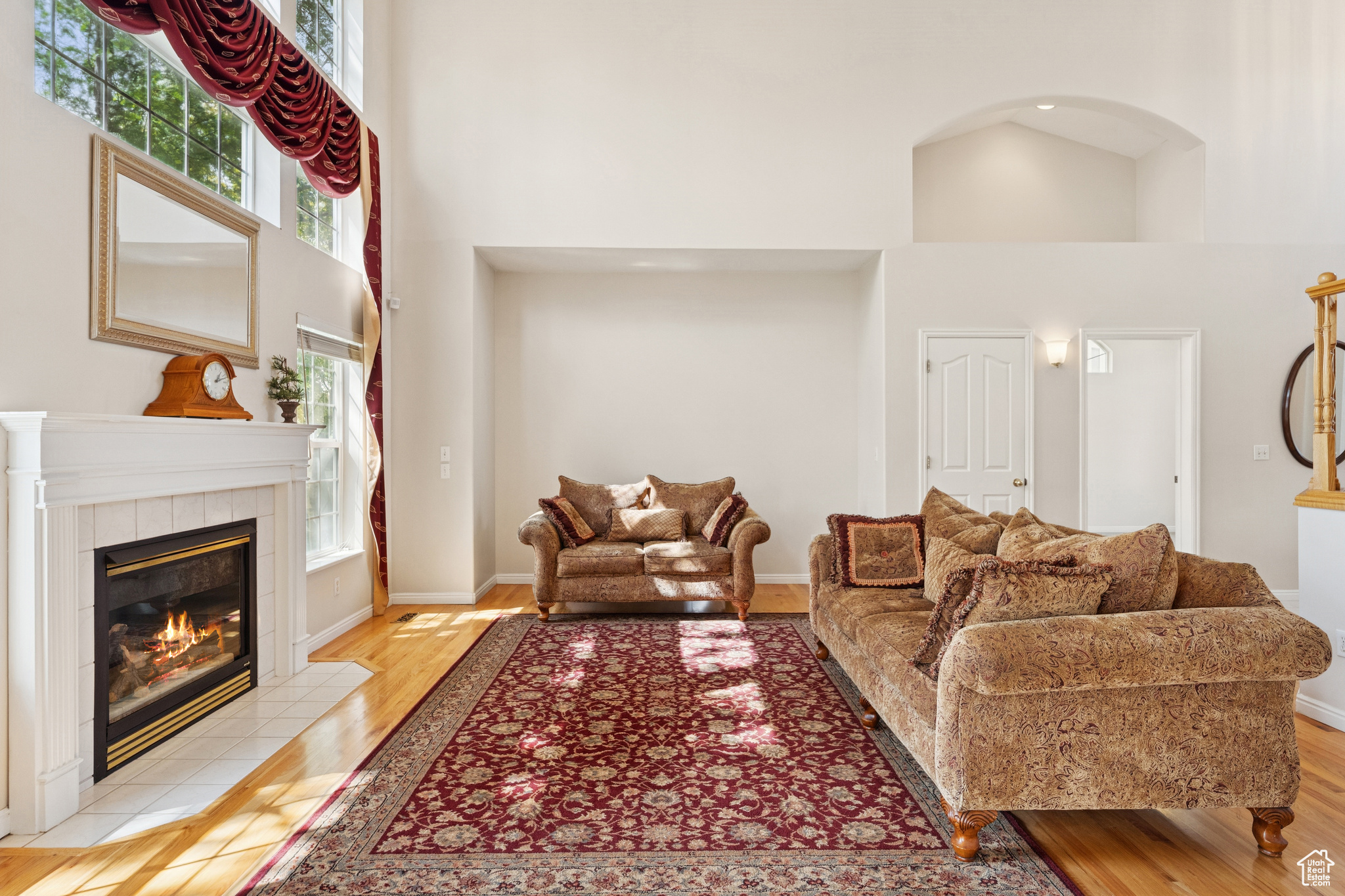 889 W ROCKHILL CV CV