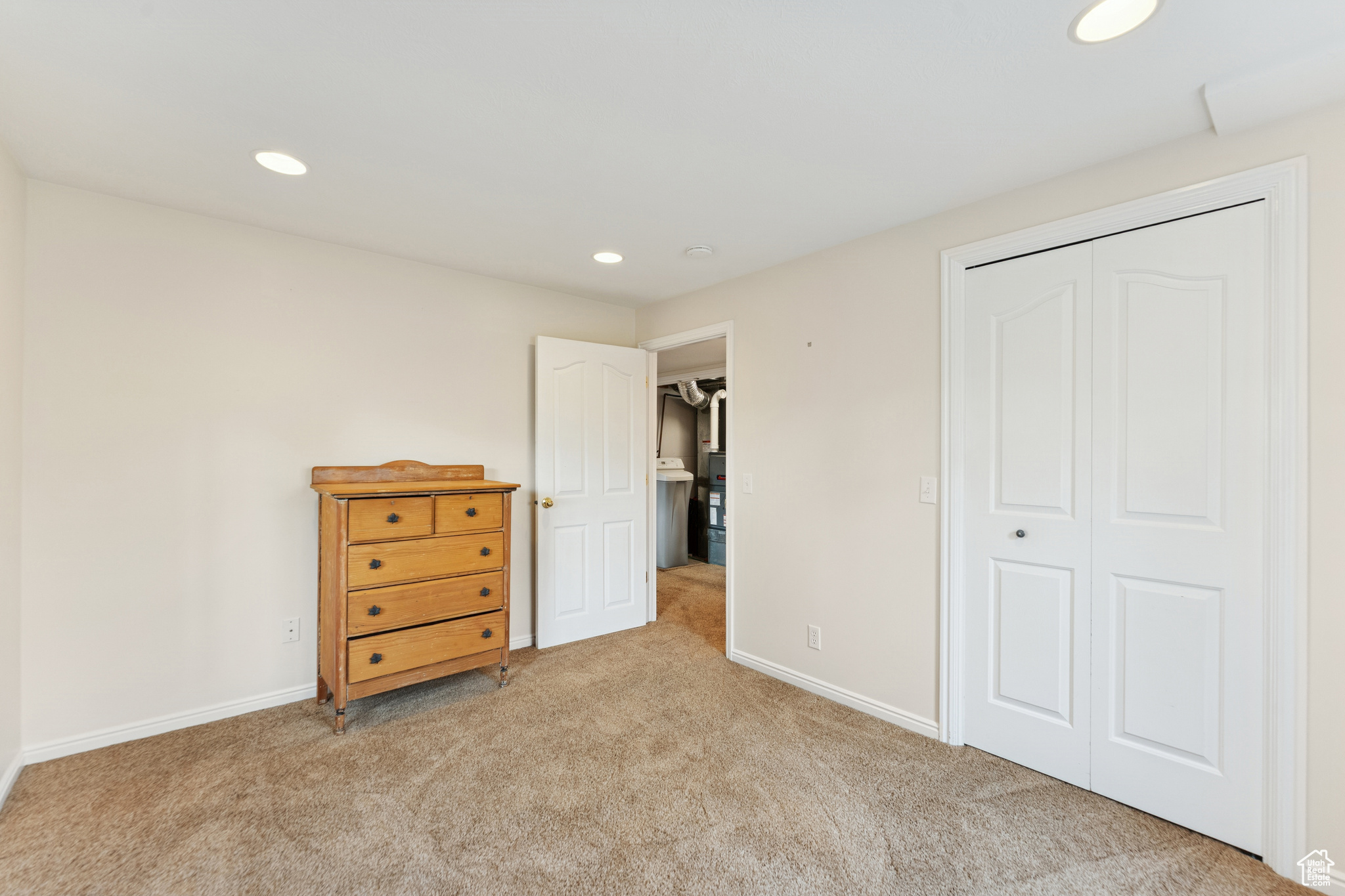 889 W ROCKHILL CV CV