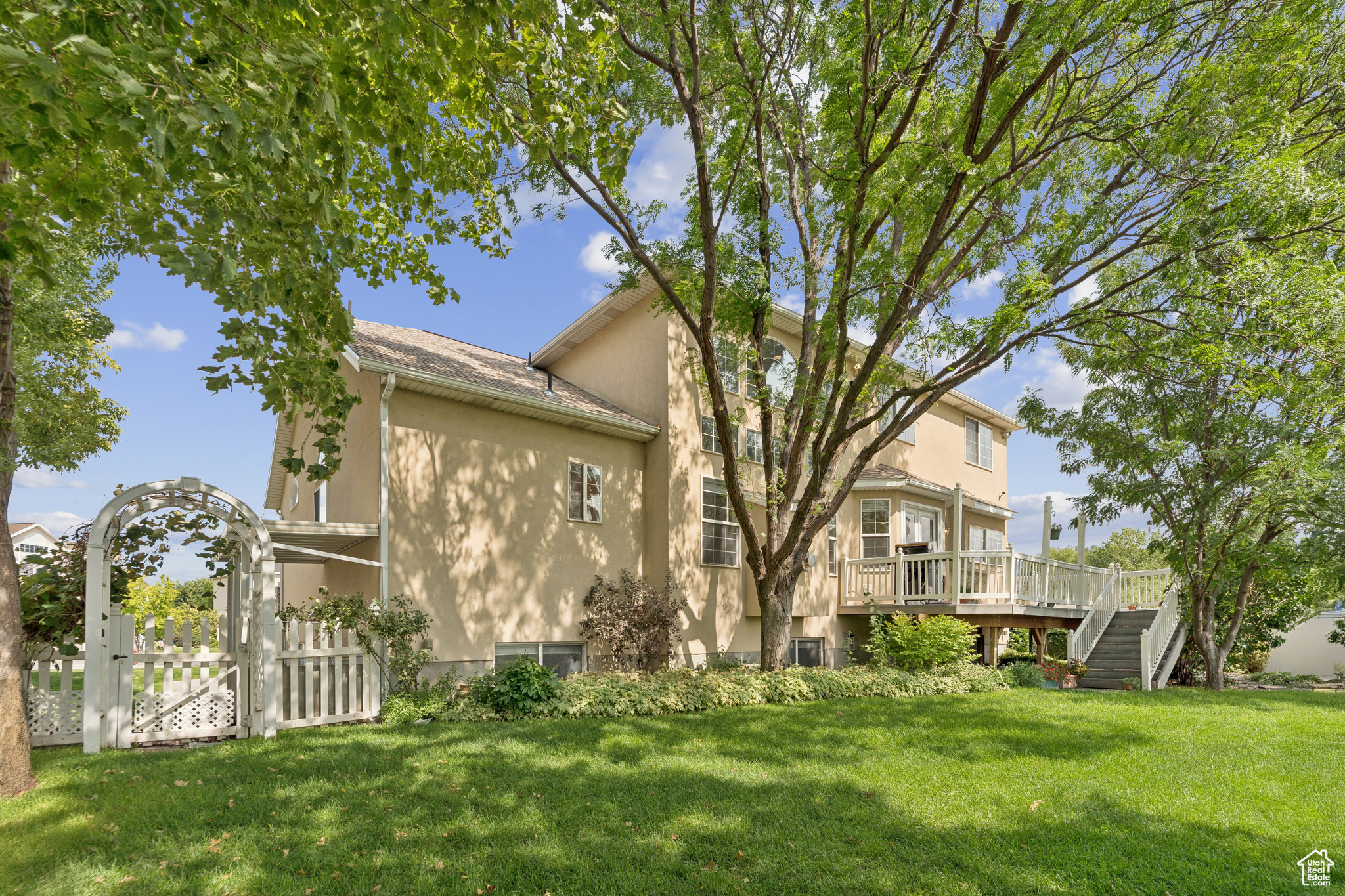 889 W ROCKHILL CV CV