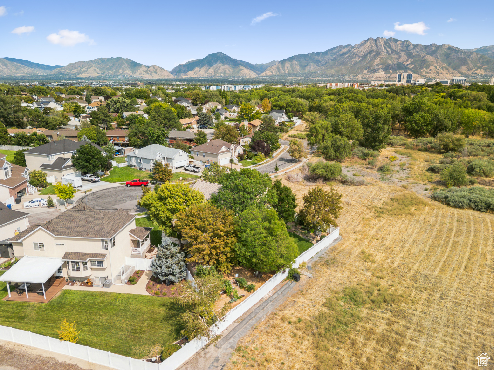889 W ROCKHILL CV CV