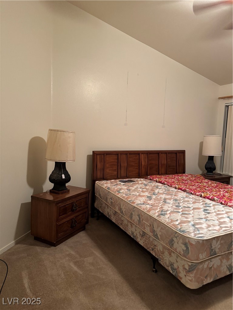 4382 Valley Regal Way