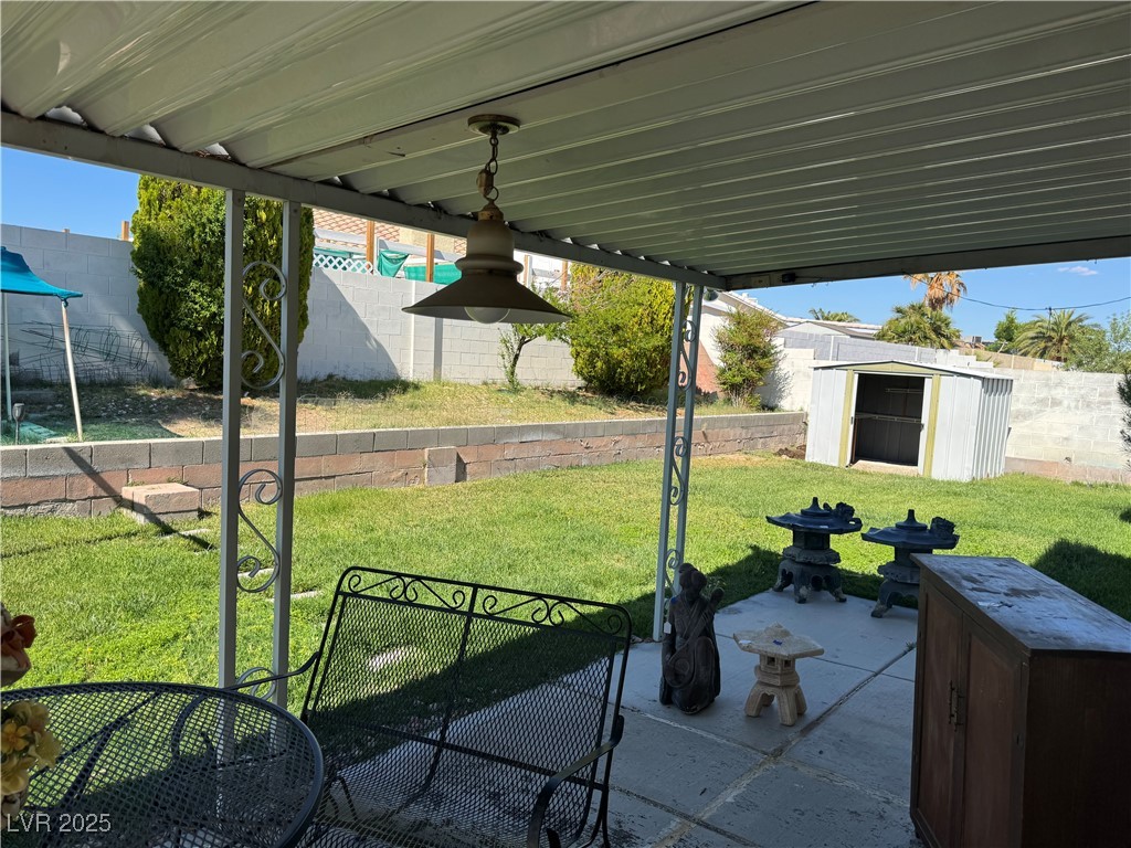 4382 Valley Regal Way