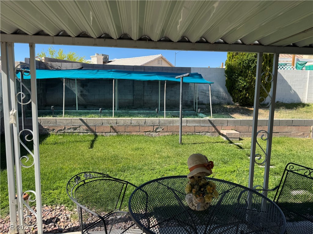 4382 Valley Regal Way