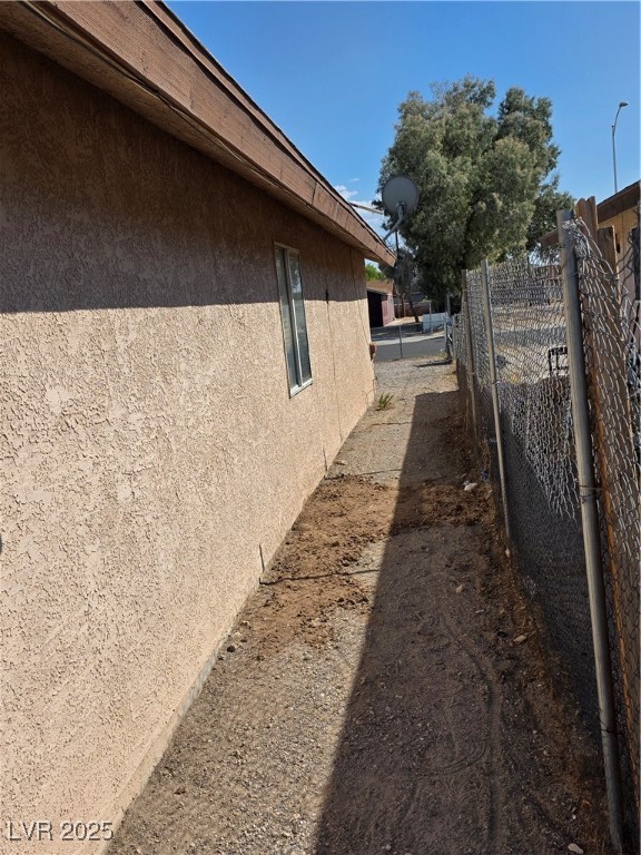 1212 Balzar Avenue