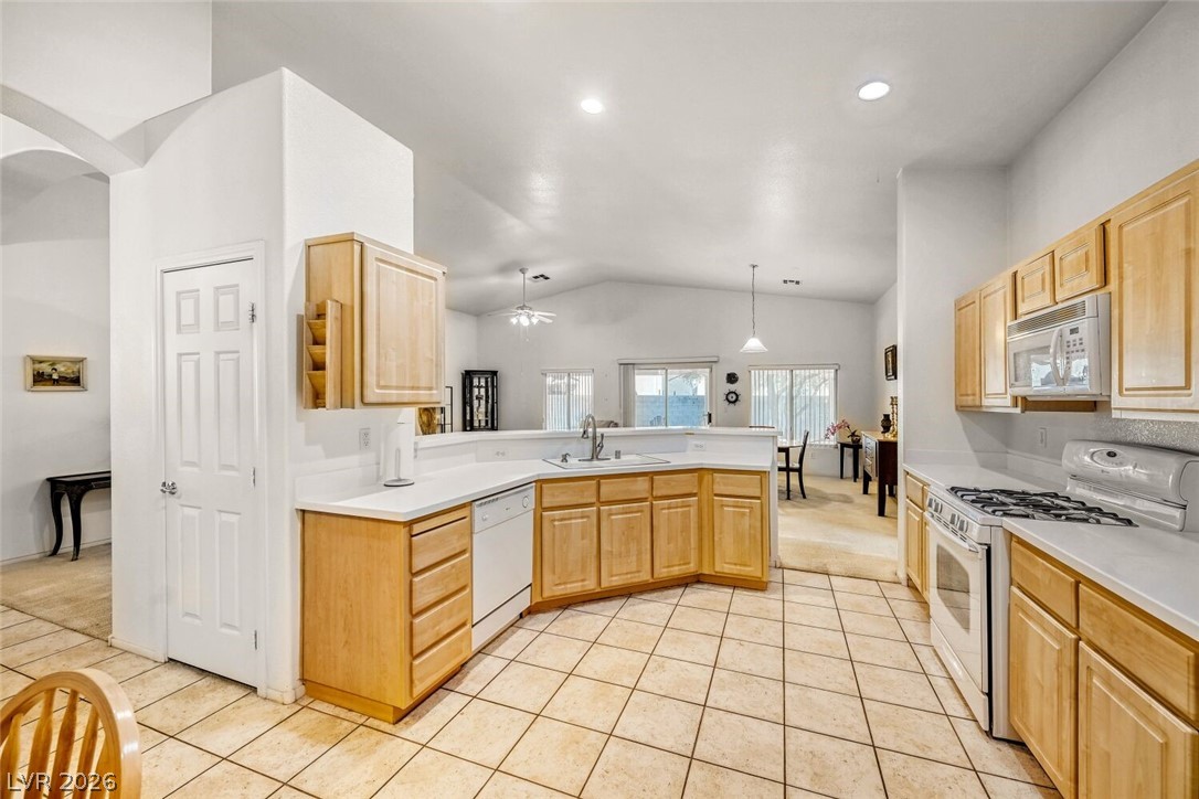 6112 Resort Ridge Street