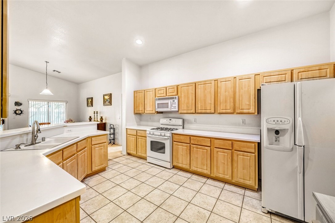 6112 Resort Ridge Street