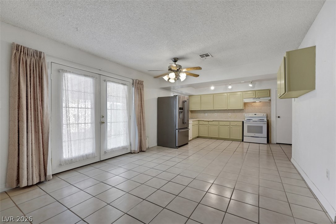 3485 Emerson Court