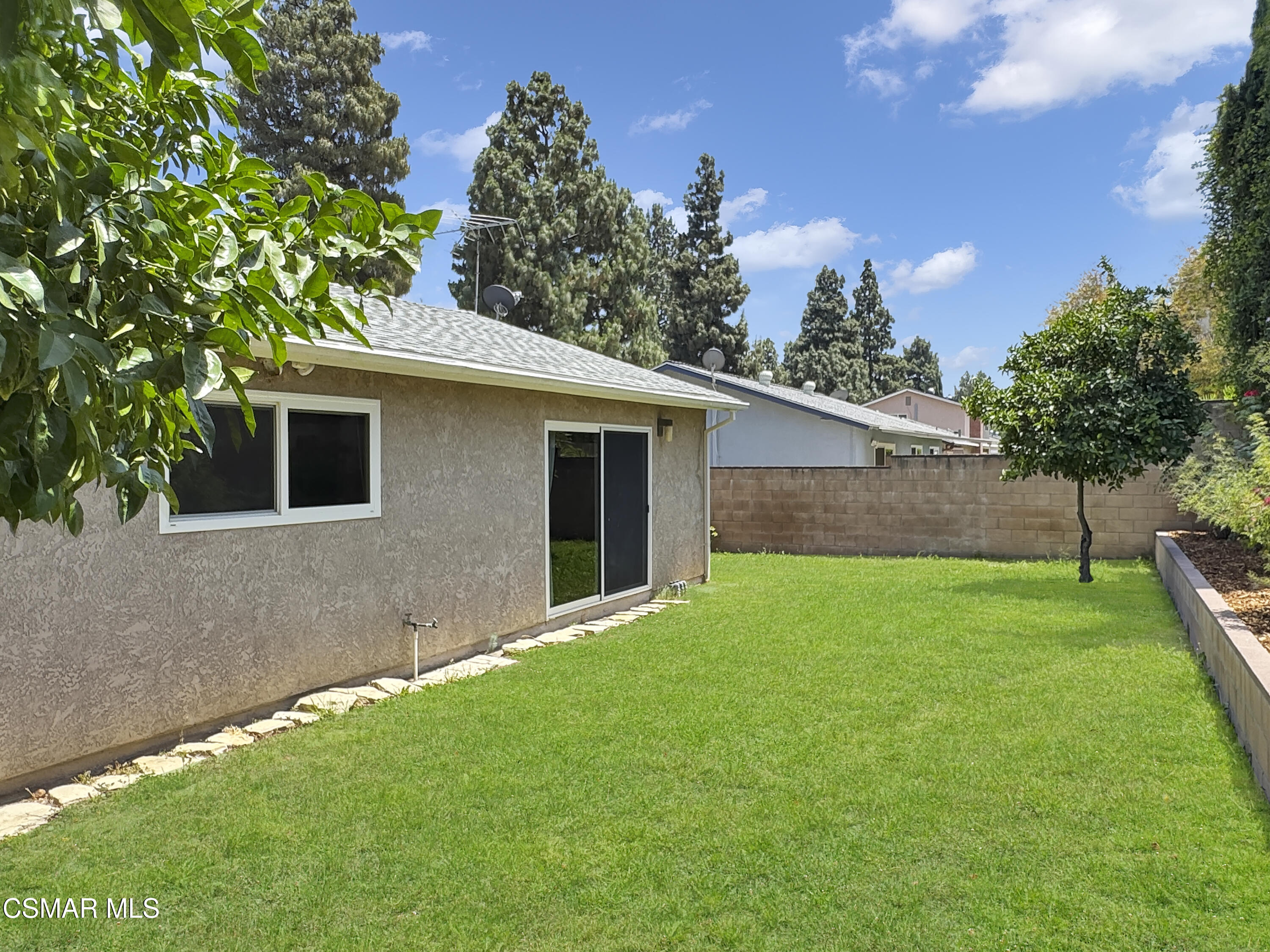 2233 Sequoia Avenue