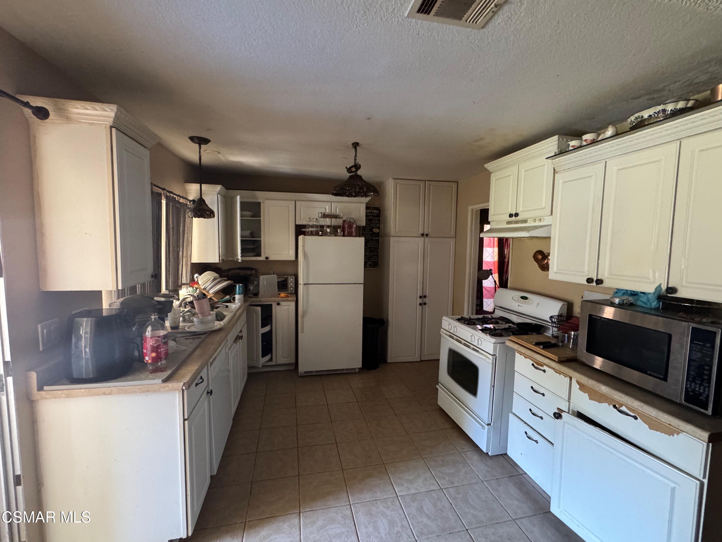 1459 Willowbrook Lane