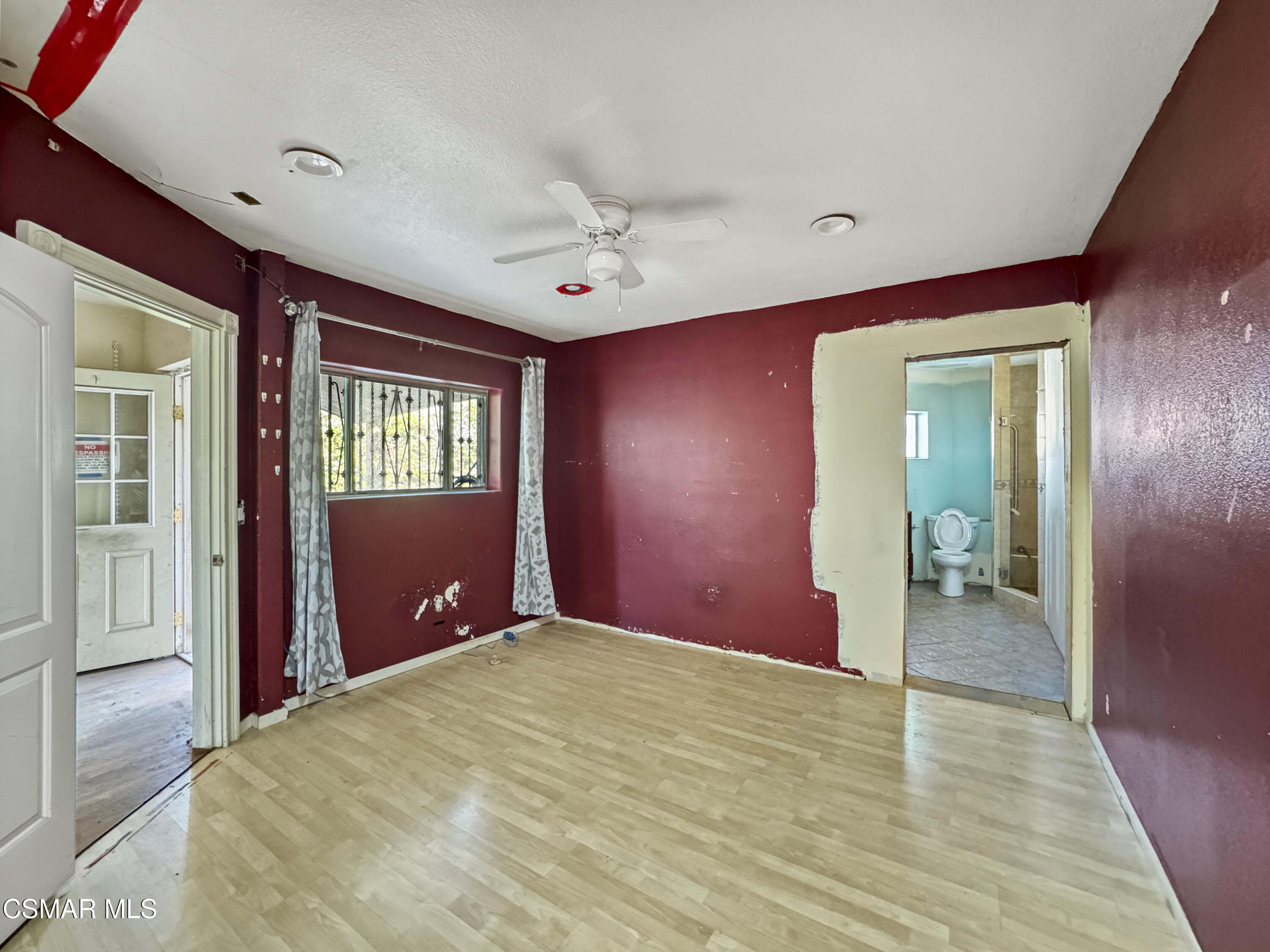 10956 Columbus Avenue, Mission Hills (San Fernando)