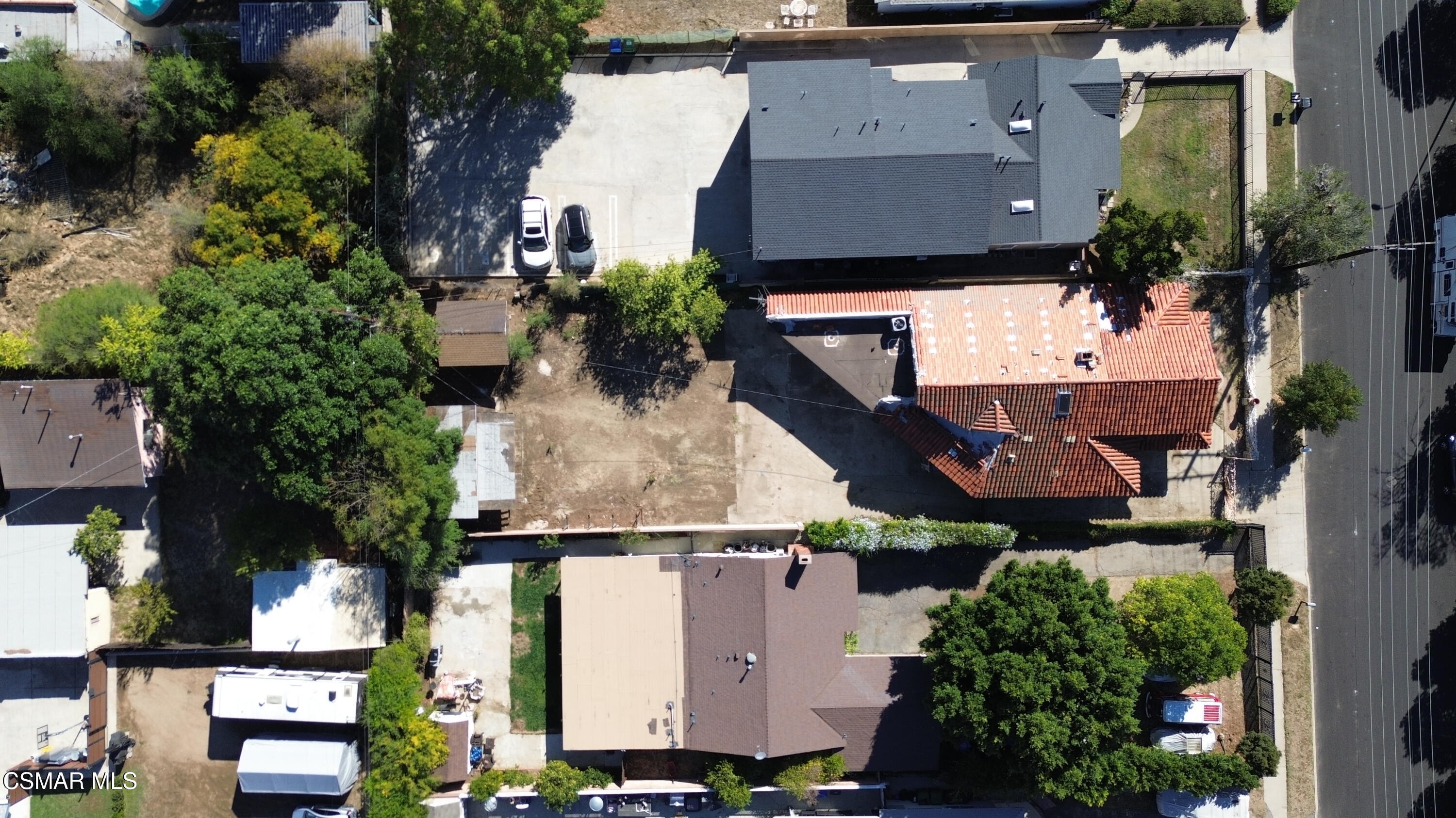 10956 Columbus Avenue, Mission Hills (San Fernando)