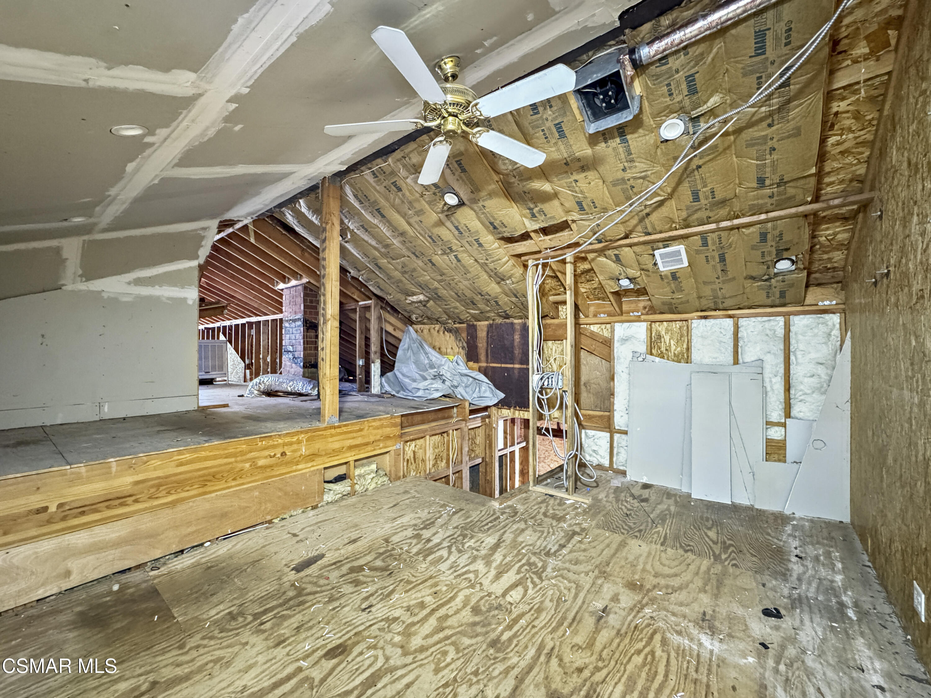 10956 Columbus Avenue, Mission Hills (San Fernando)