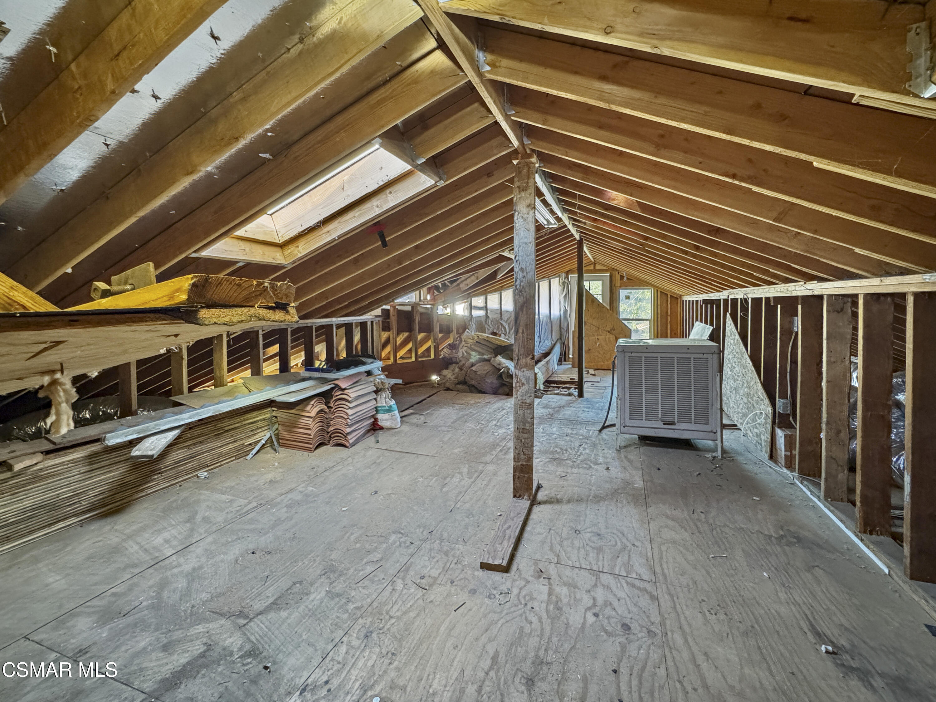 10956 Columbus Avenue, Mission Hills (San Fernando)