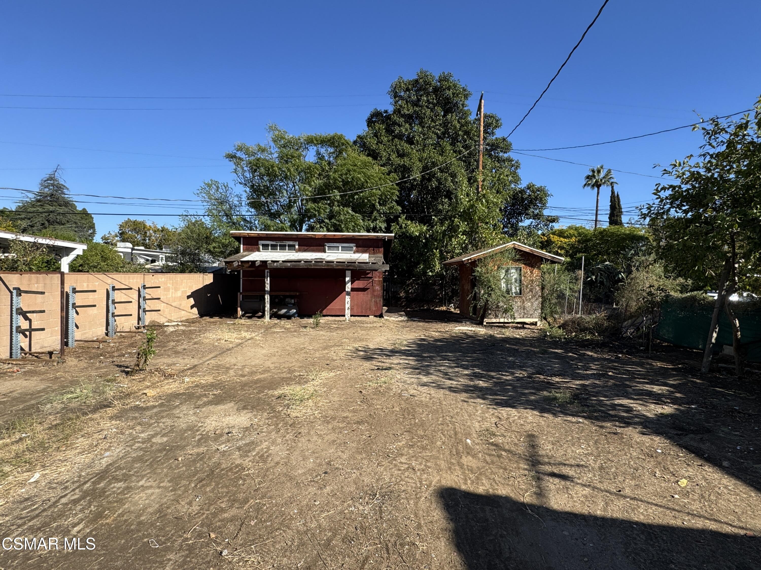 10956 Columbus Avenue, Mission Hills (San Fernando)