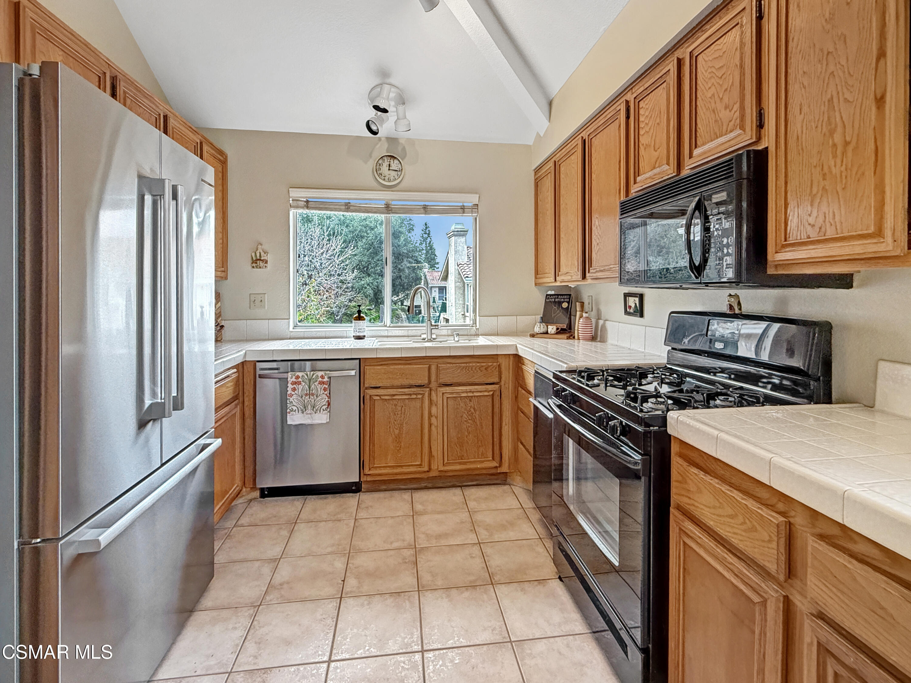 264 Ridgeton Lane, B