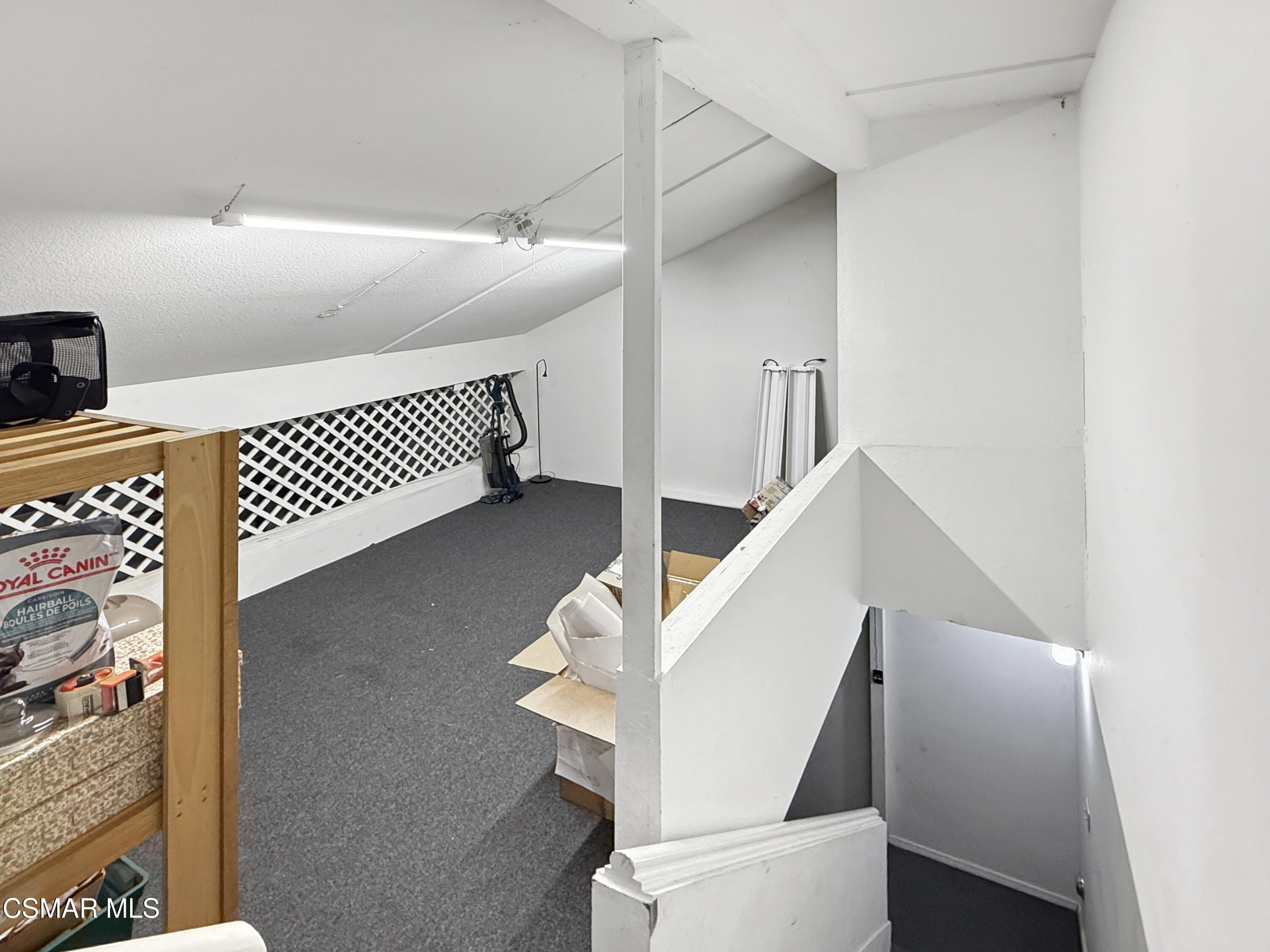 264 Ridgeton Lane, B