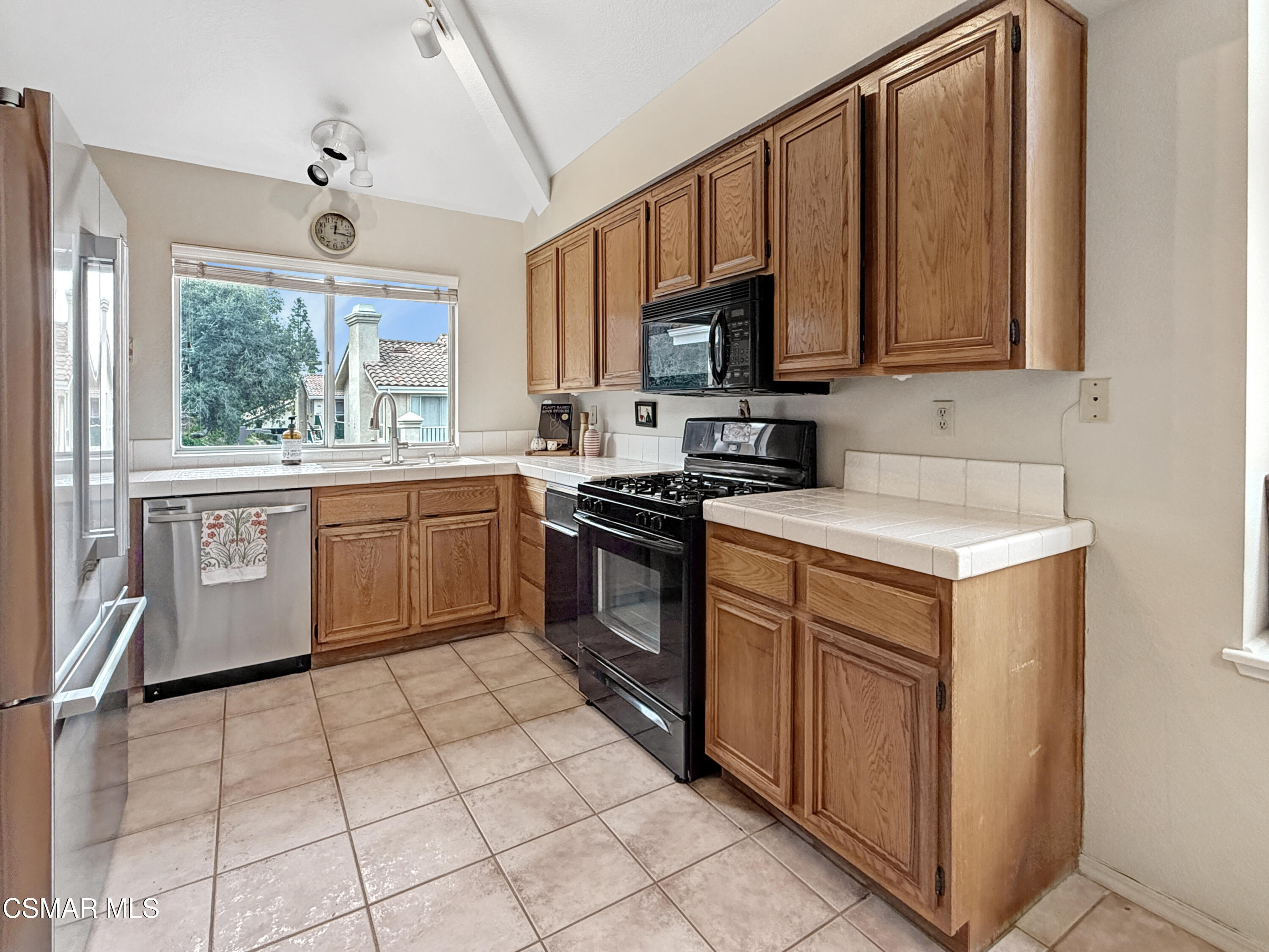 264 Ridgeton Lane, B