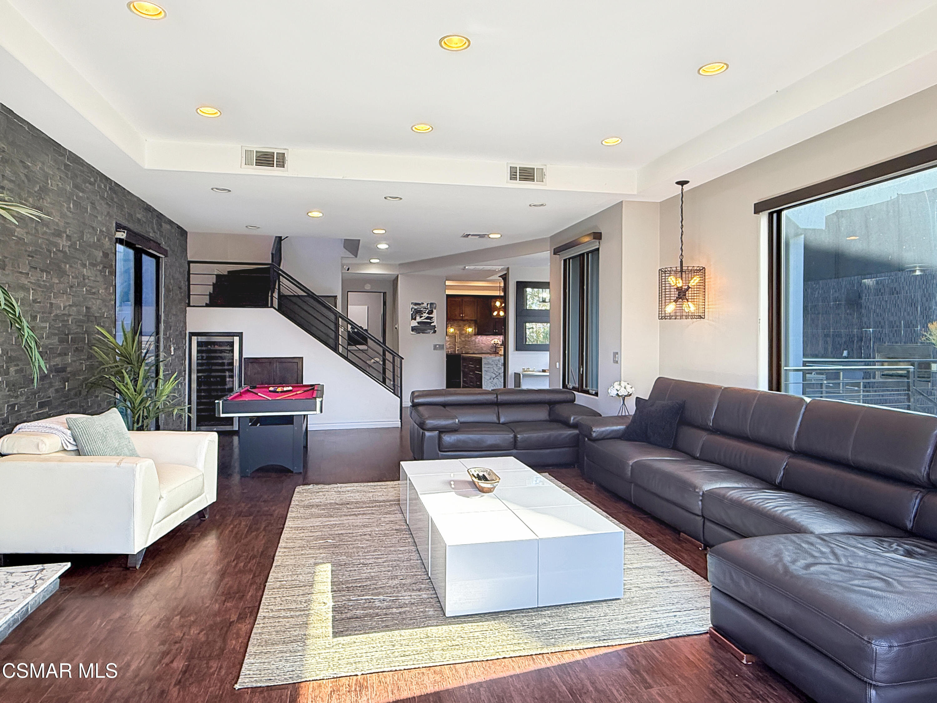 6930 Woodrow Wilson Drive