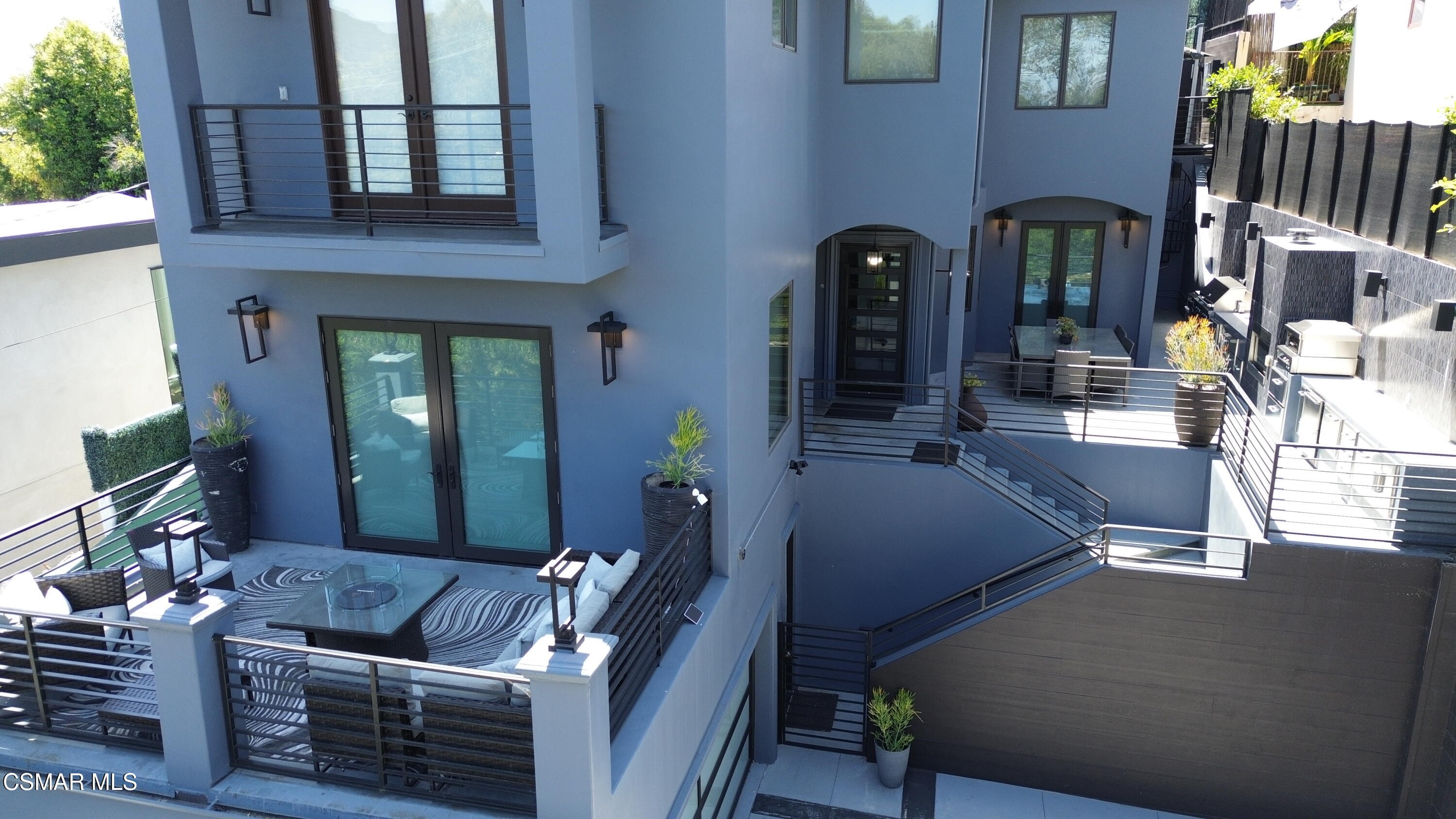 6930 Woodrow Wilson Drive