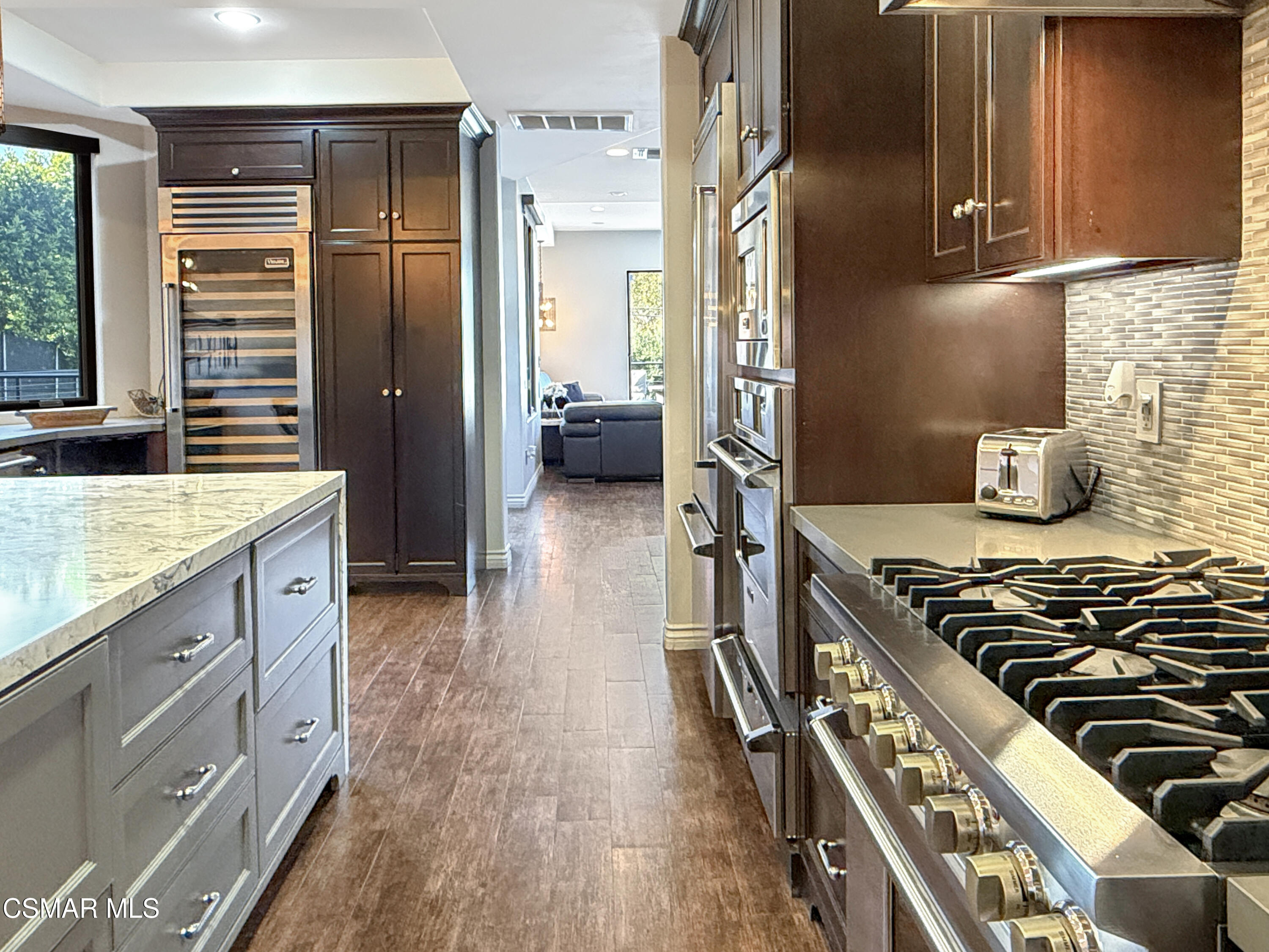 6930 Woodrow Wilson Drive