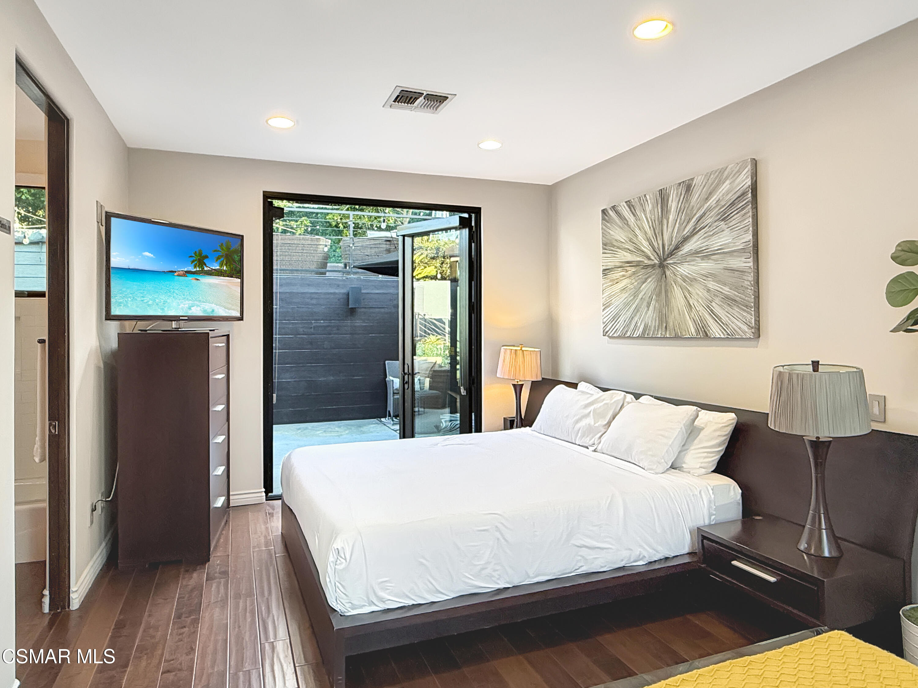 6930 Woodrow Wilson Drive