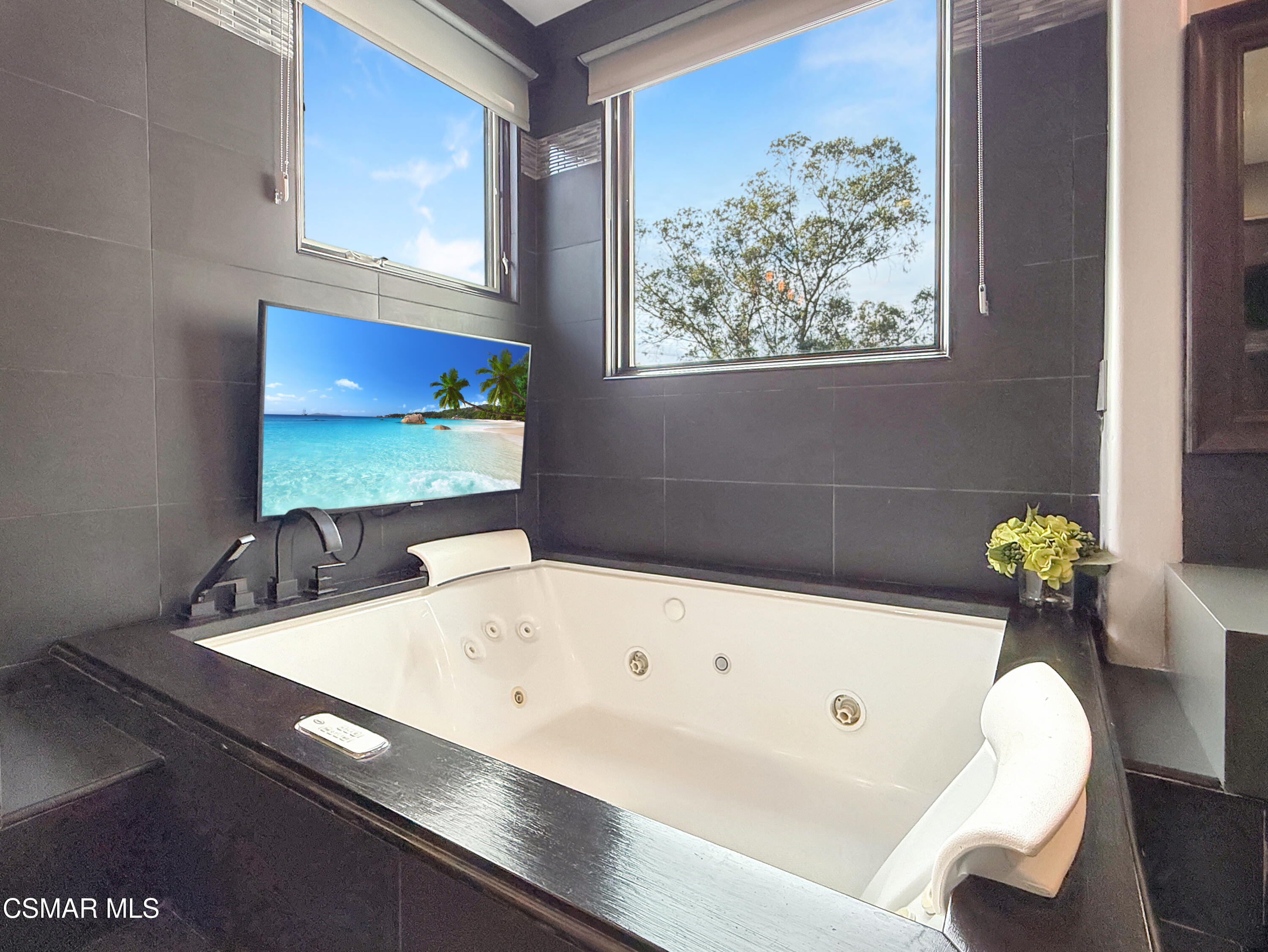 6930 Woodrow Wilson Drive