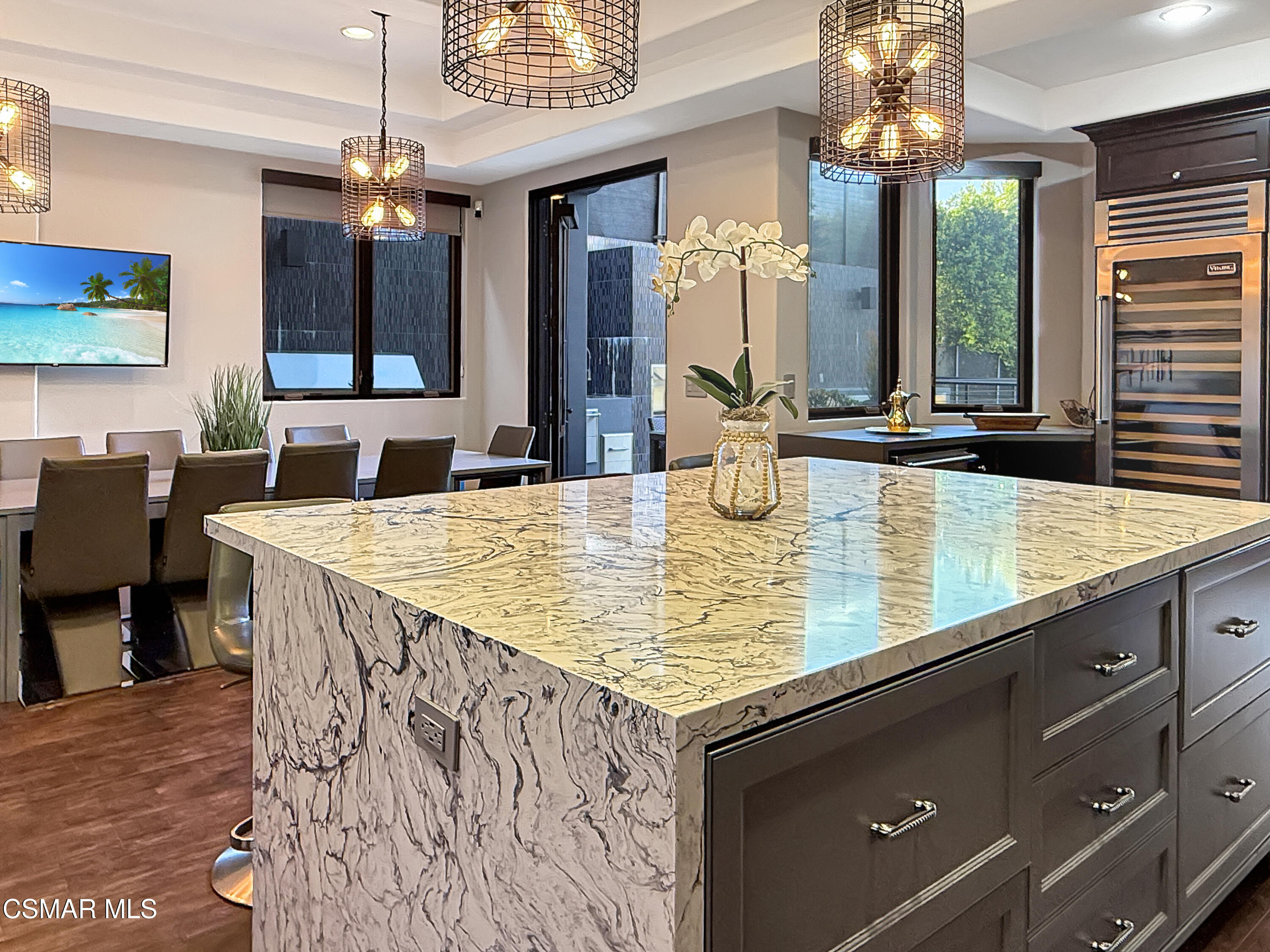 6930 Woodrow Wilson Drive