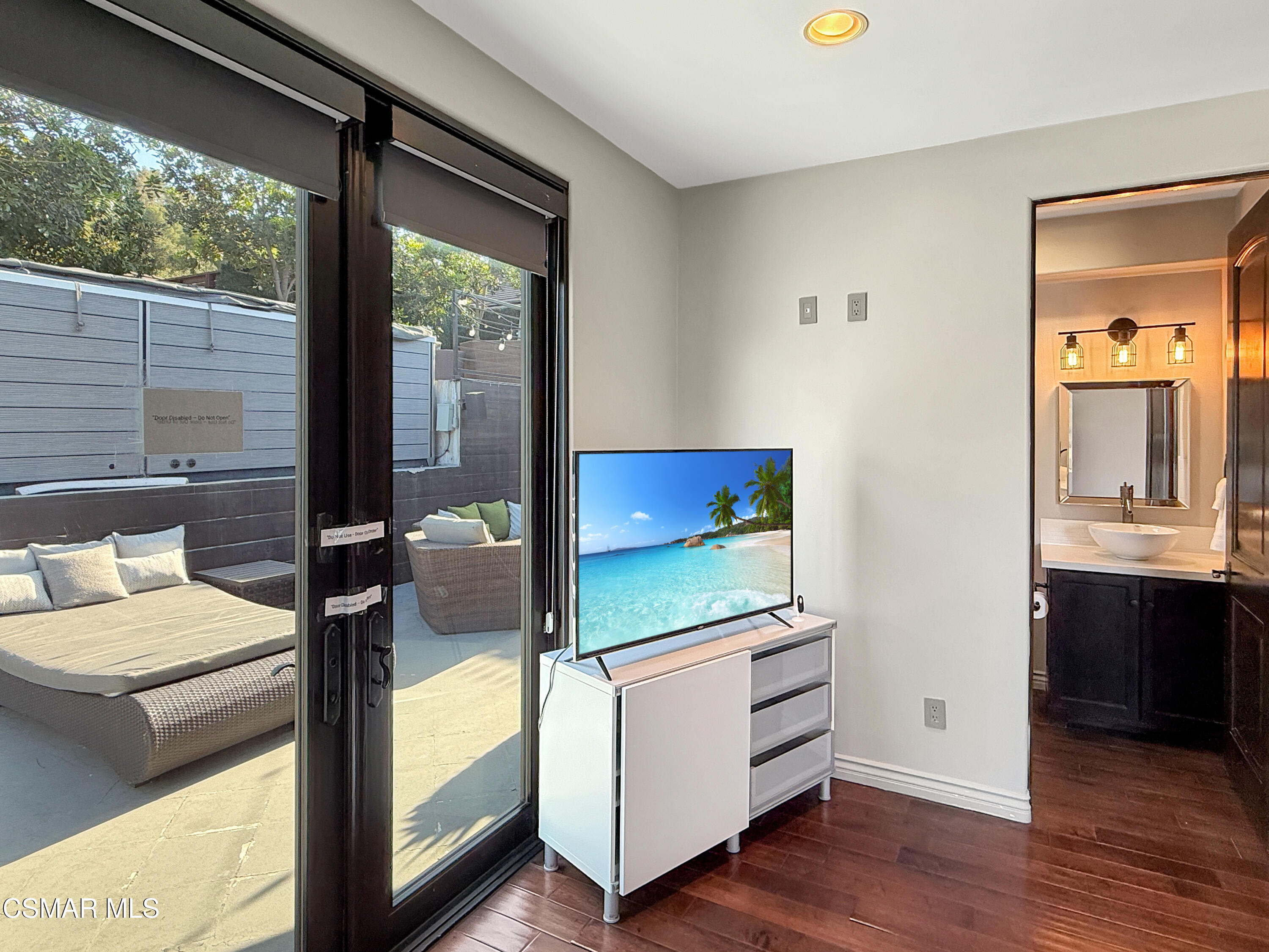 6930 Woodrow Wilson Drive