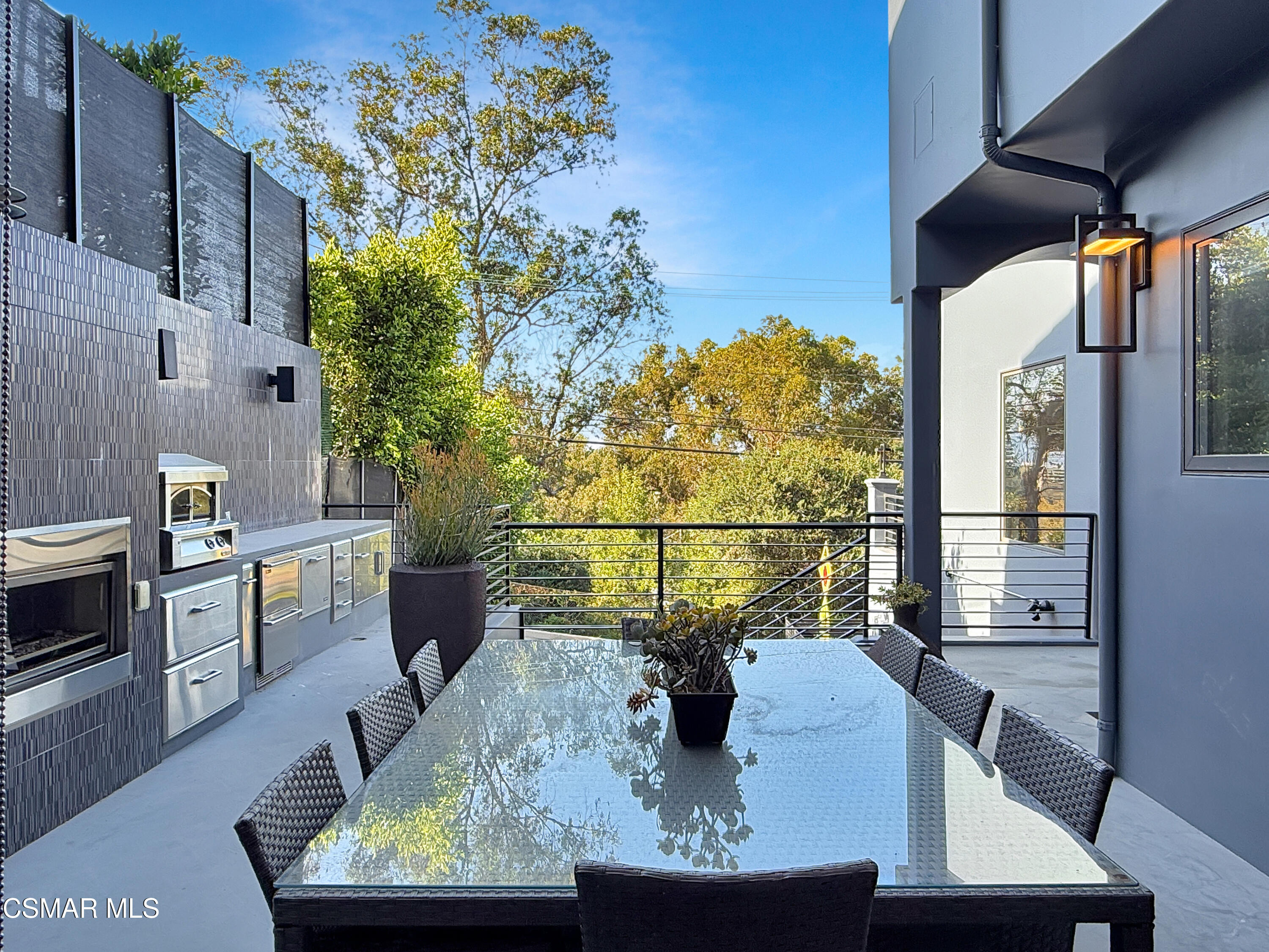 6930 Woodrow Wilson Drive