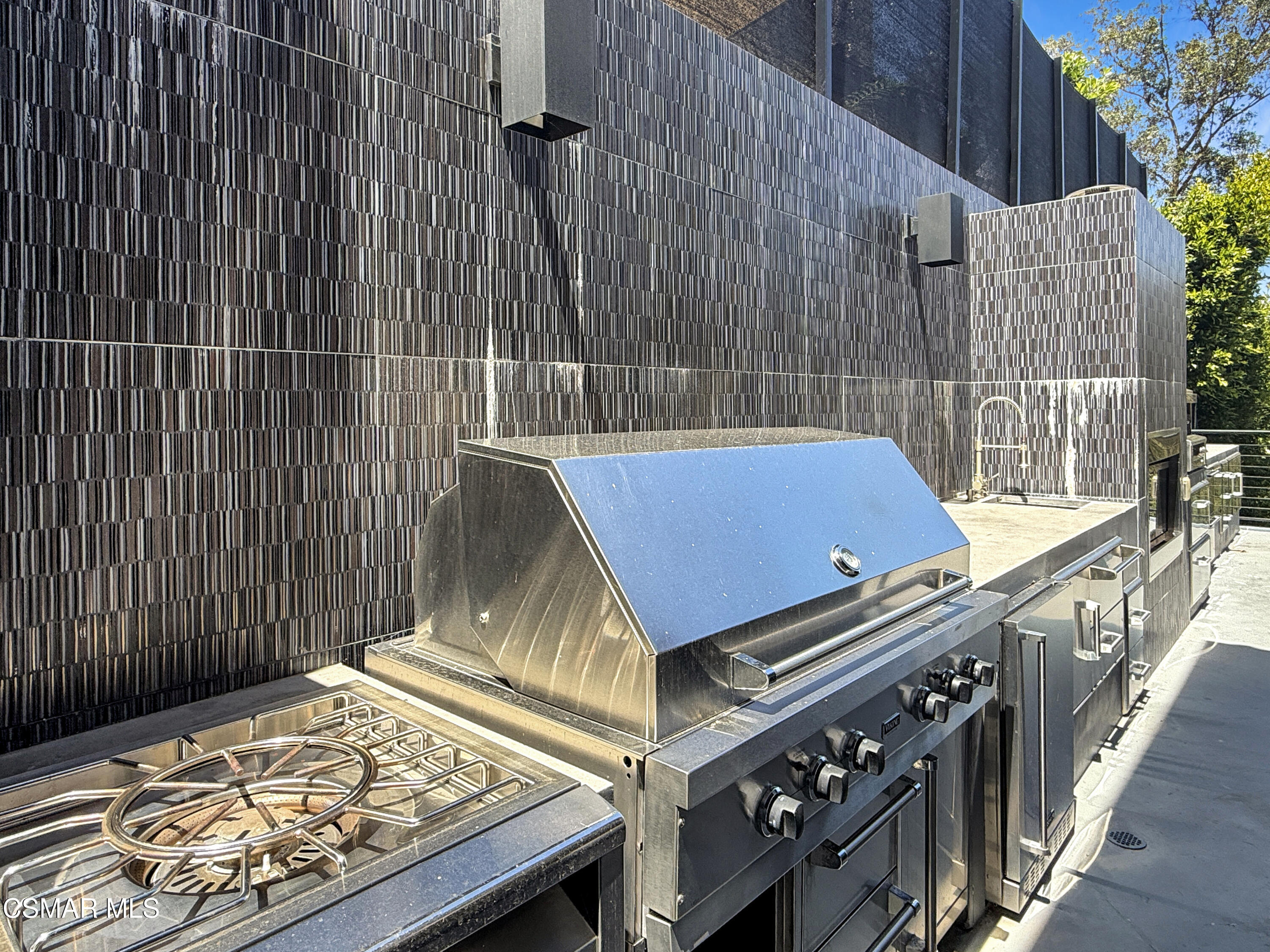 6930 Woodrow Wilson Drive