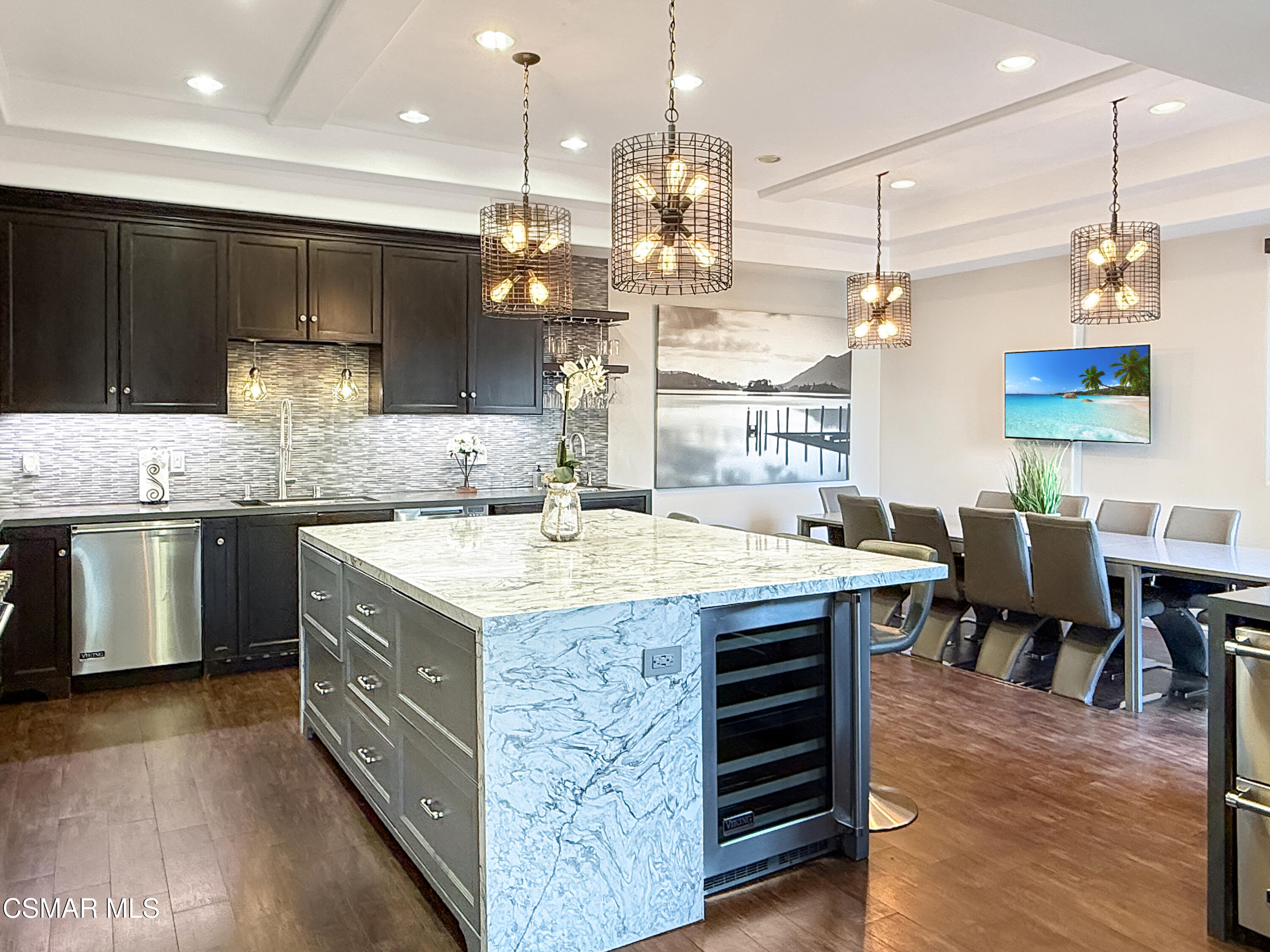 6930 Woodrow Wilson Drive