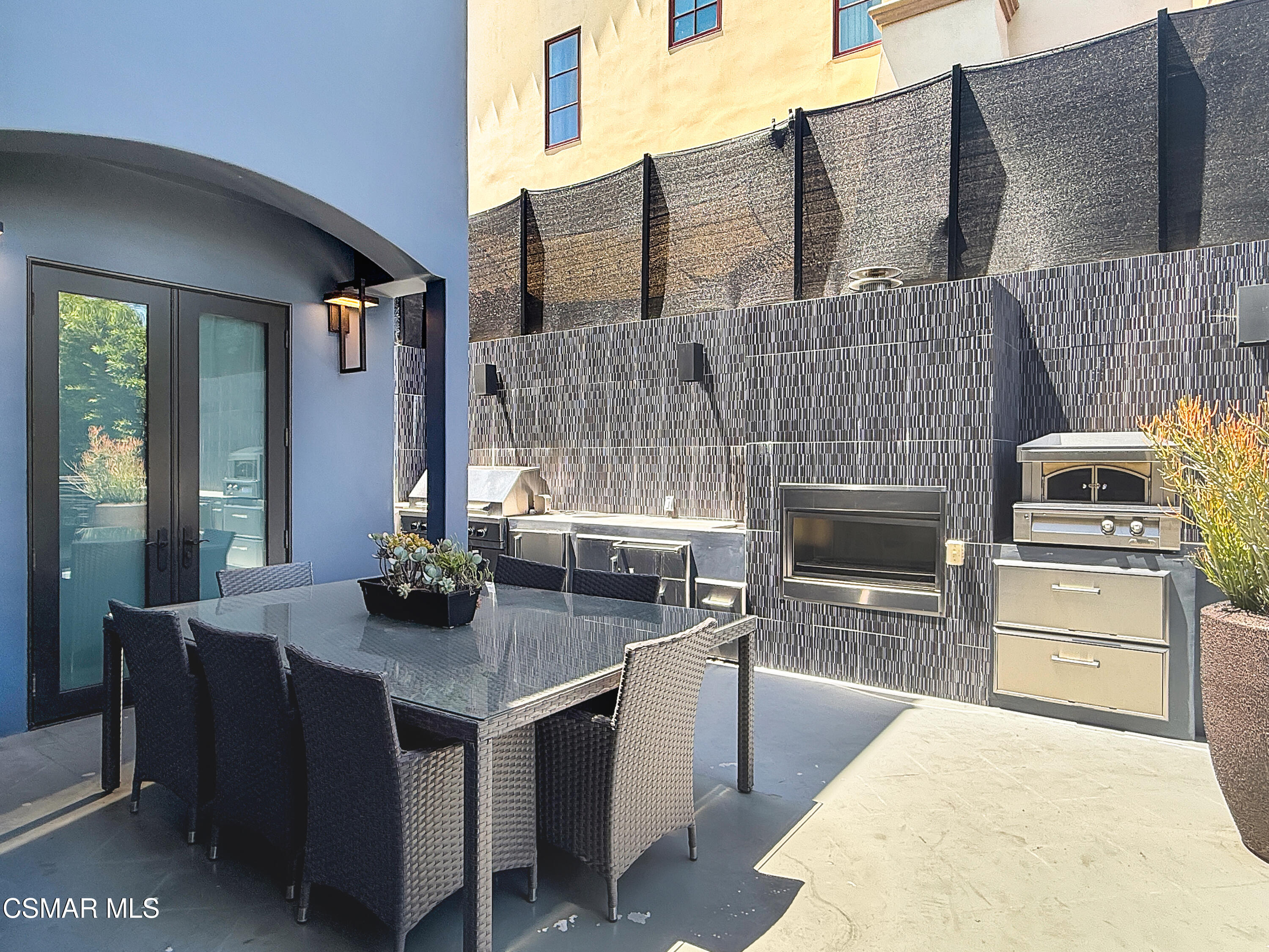 6930 Woodrow Wilson Drive