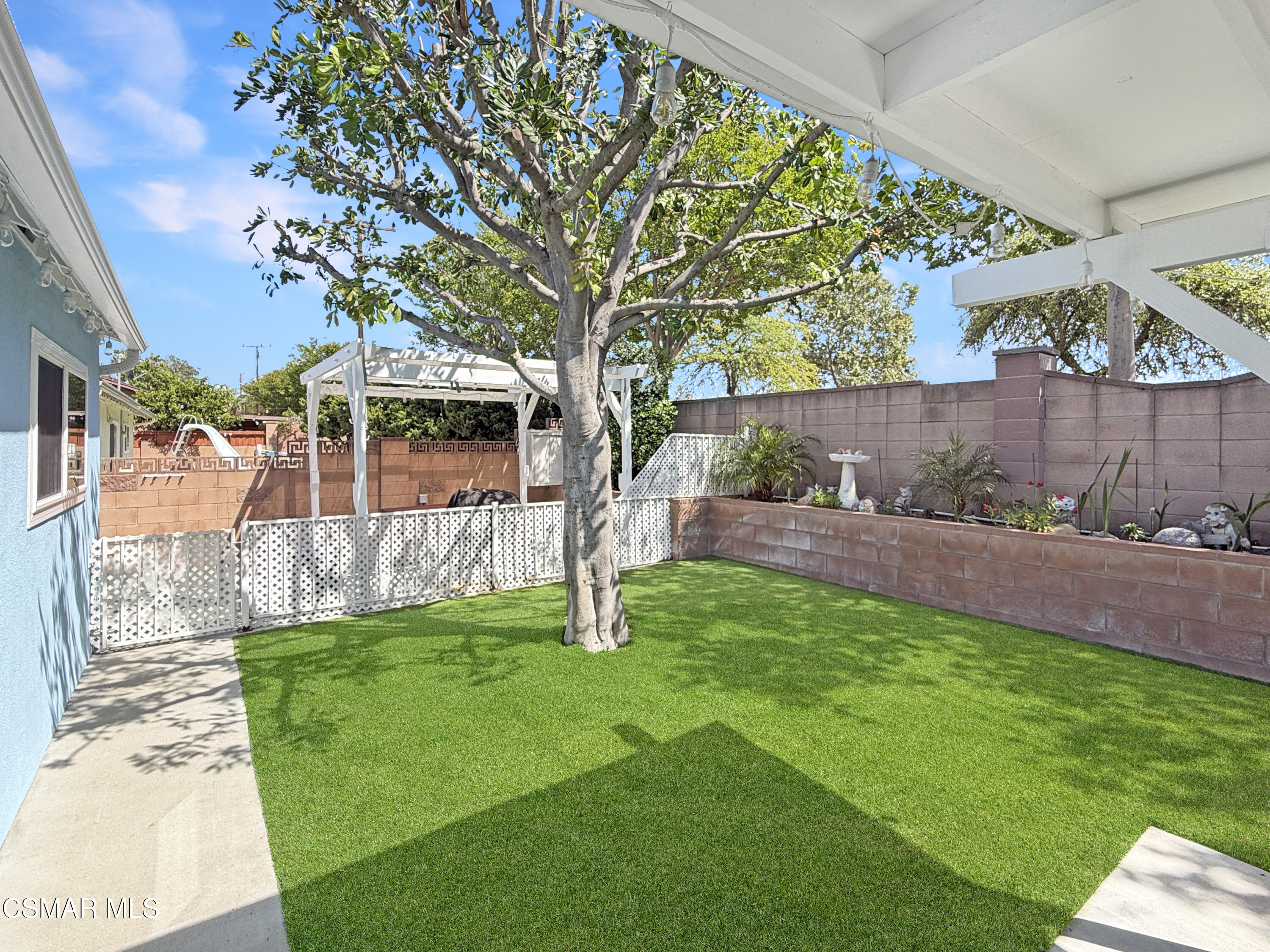 276 Hermes Street