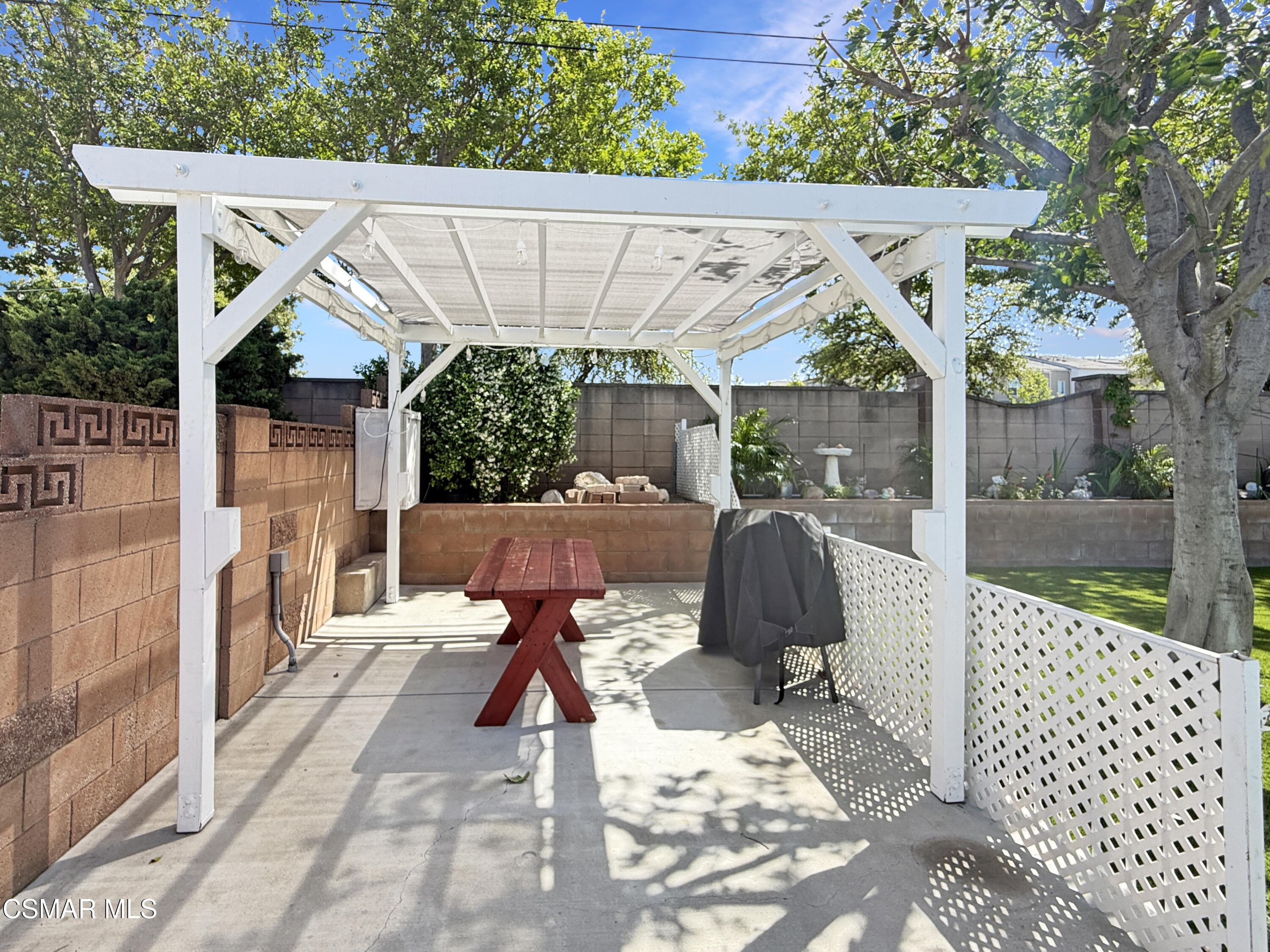 276 Hermes Street