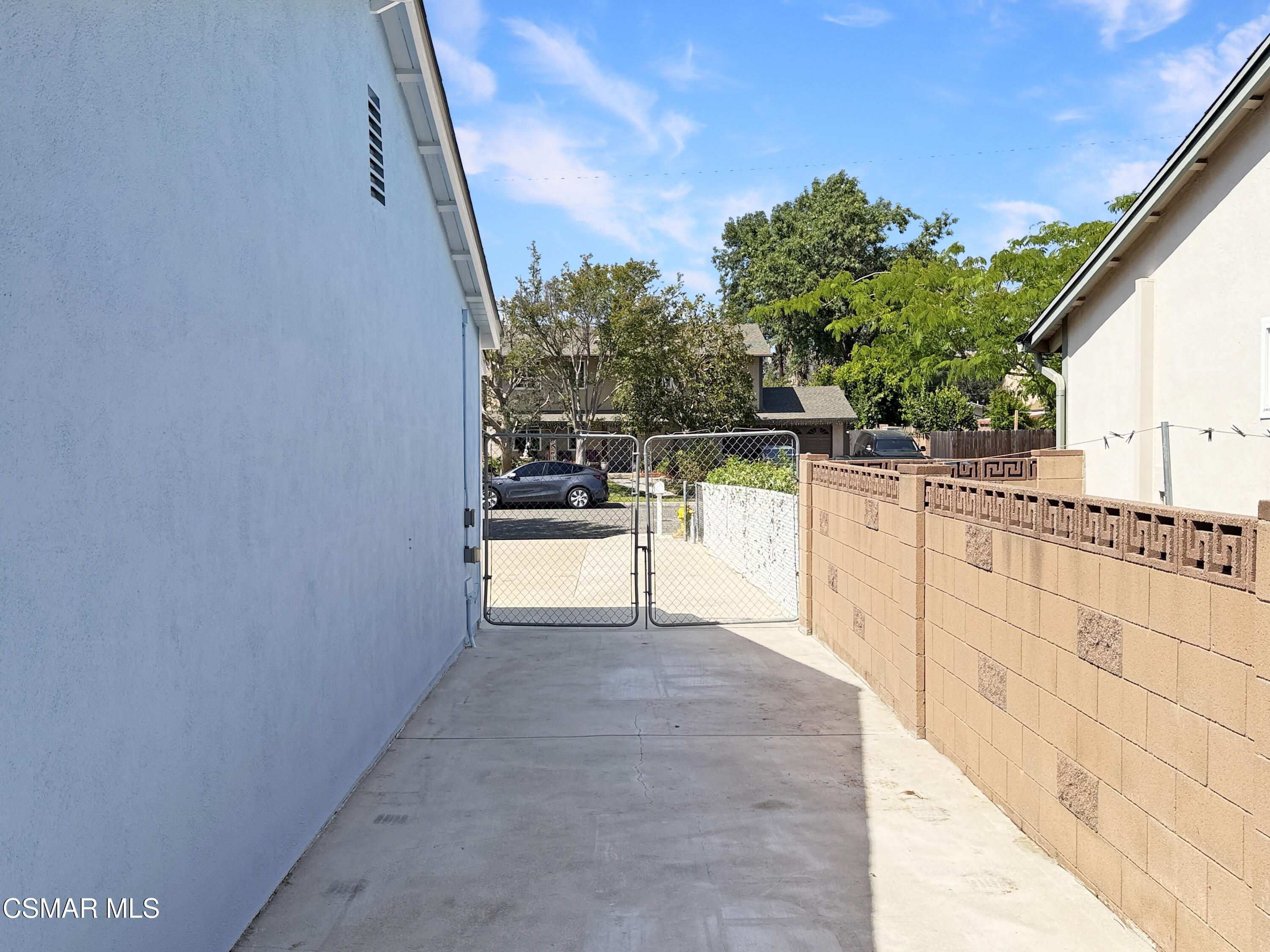 276 Hermes Street