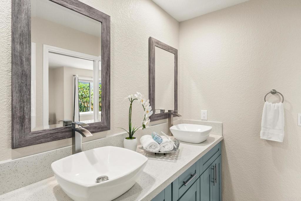 541 & 543 Camino Del Mar