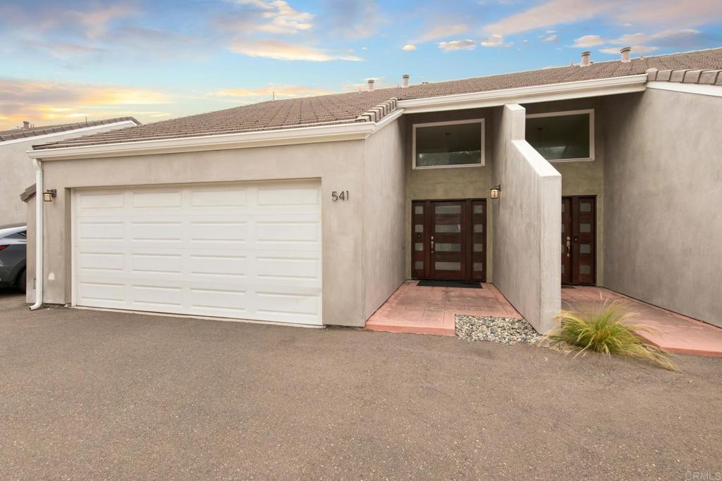 541 & 543 Camino Del Mar