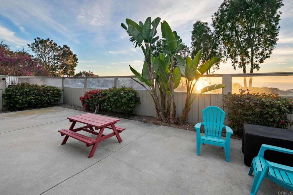 541 & 543 Camino Del Mar