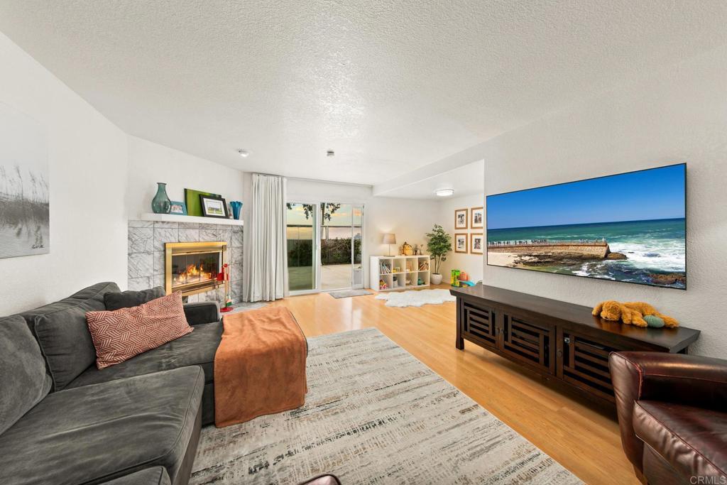 541 & 543 Camino Del Mar