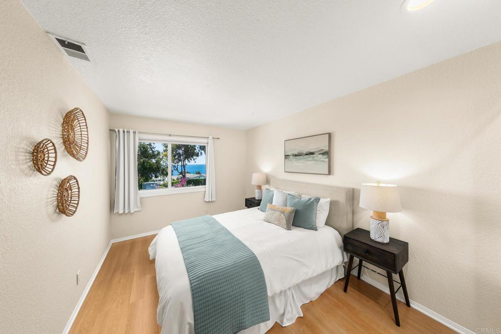 541 & 543 Camino Del Mar