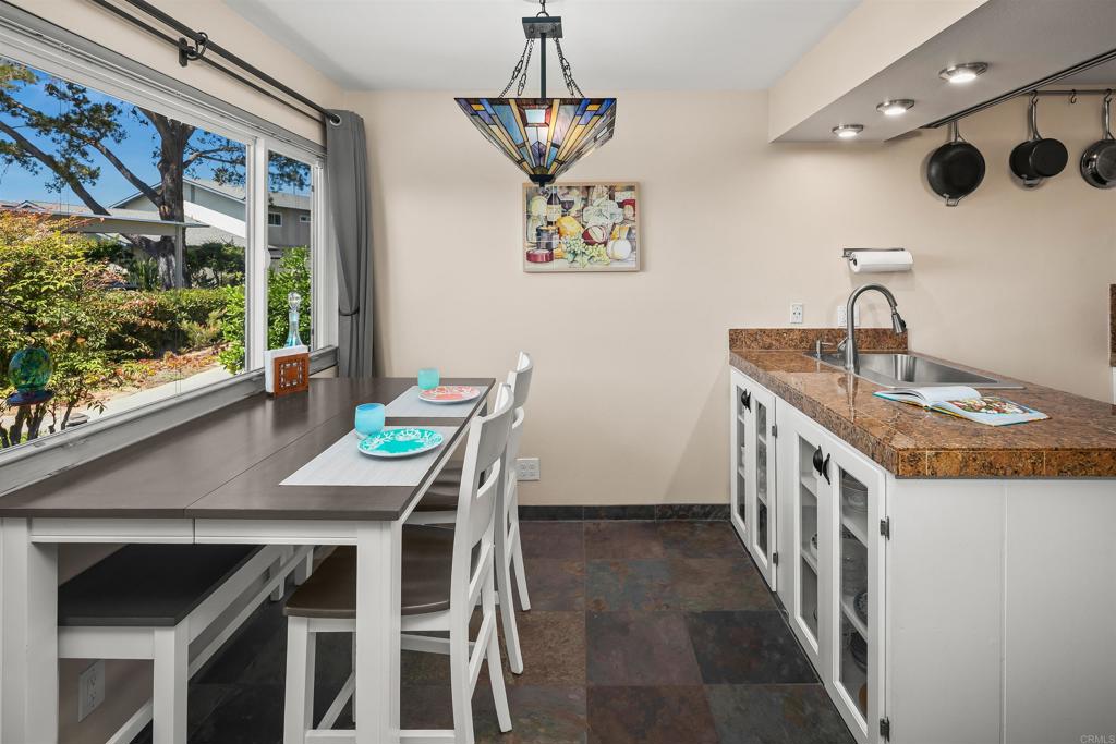 634 E Solana Circle