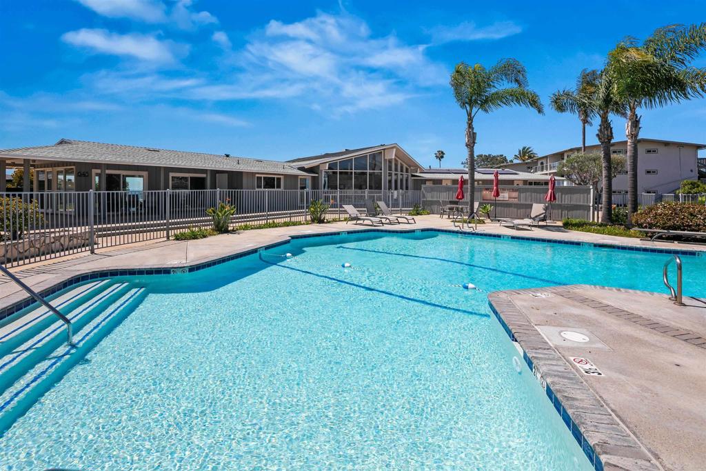 634 E Solana Circle