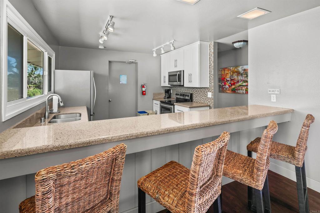 634 E Solana Circle