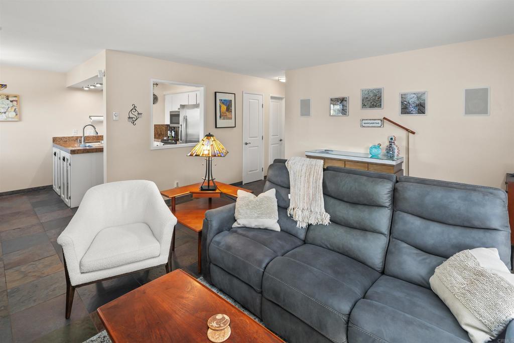 634 E Solana Circle
